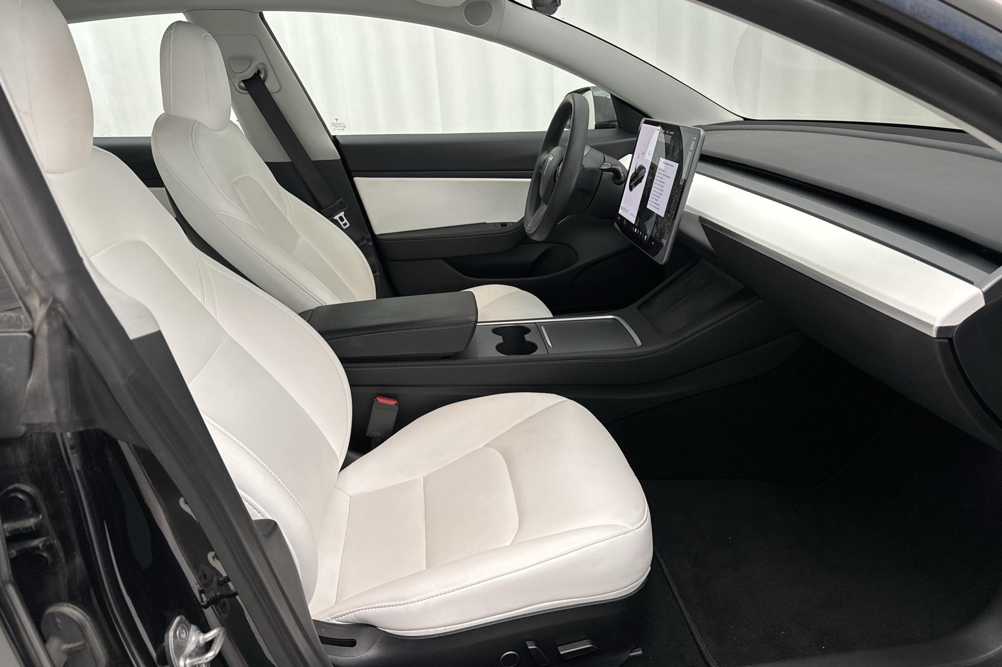 Tesla Model 3 Long Range Dual Motor AWD - 59 120 km - Automaatne - must - 2021