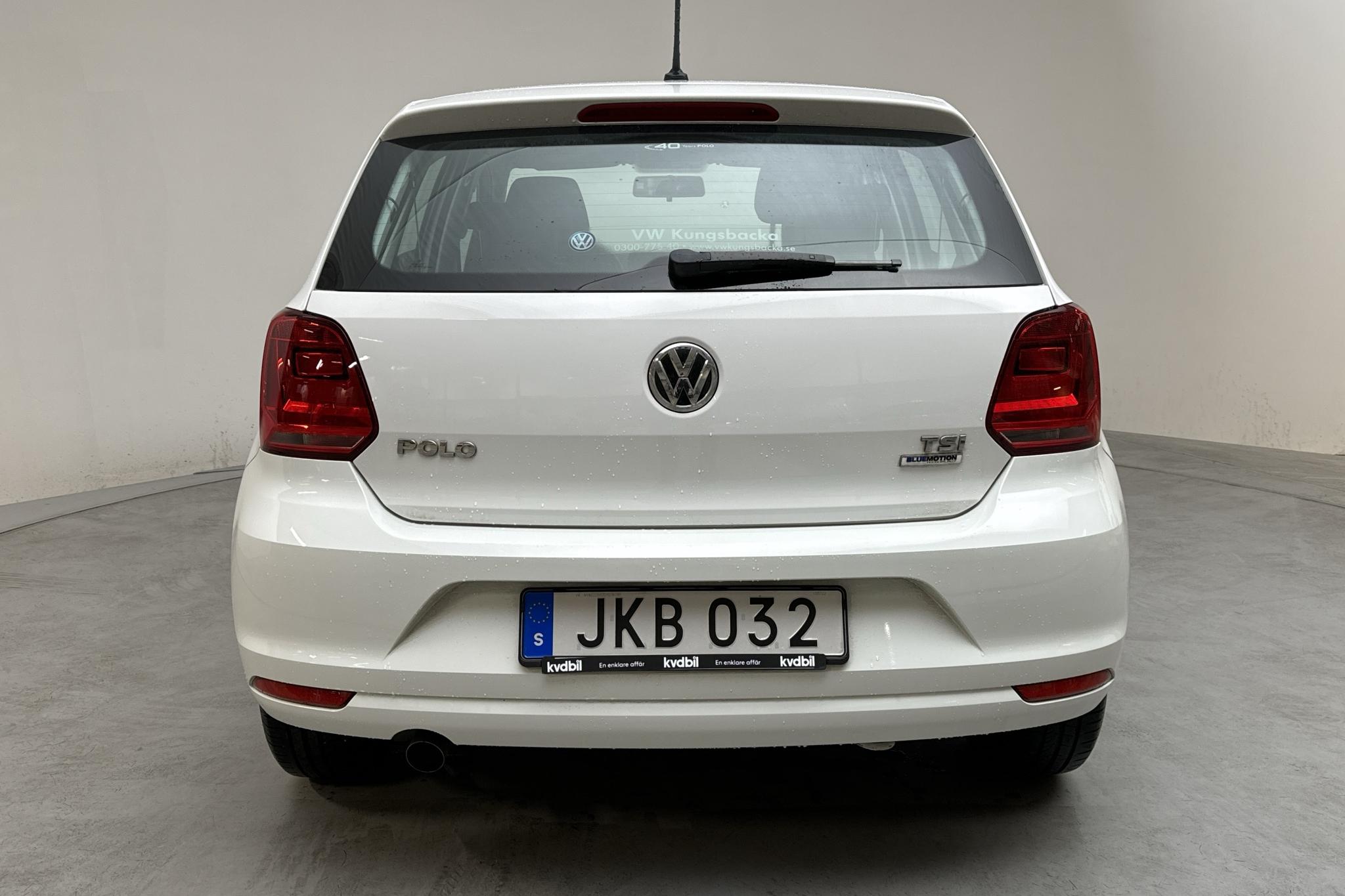 VW Polo 1.2 TSI 5dr (90hk) - 84 380 km - Manual - white - 2016