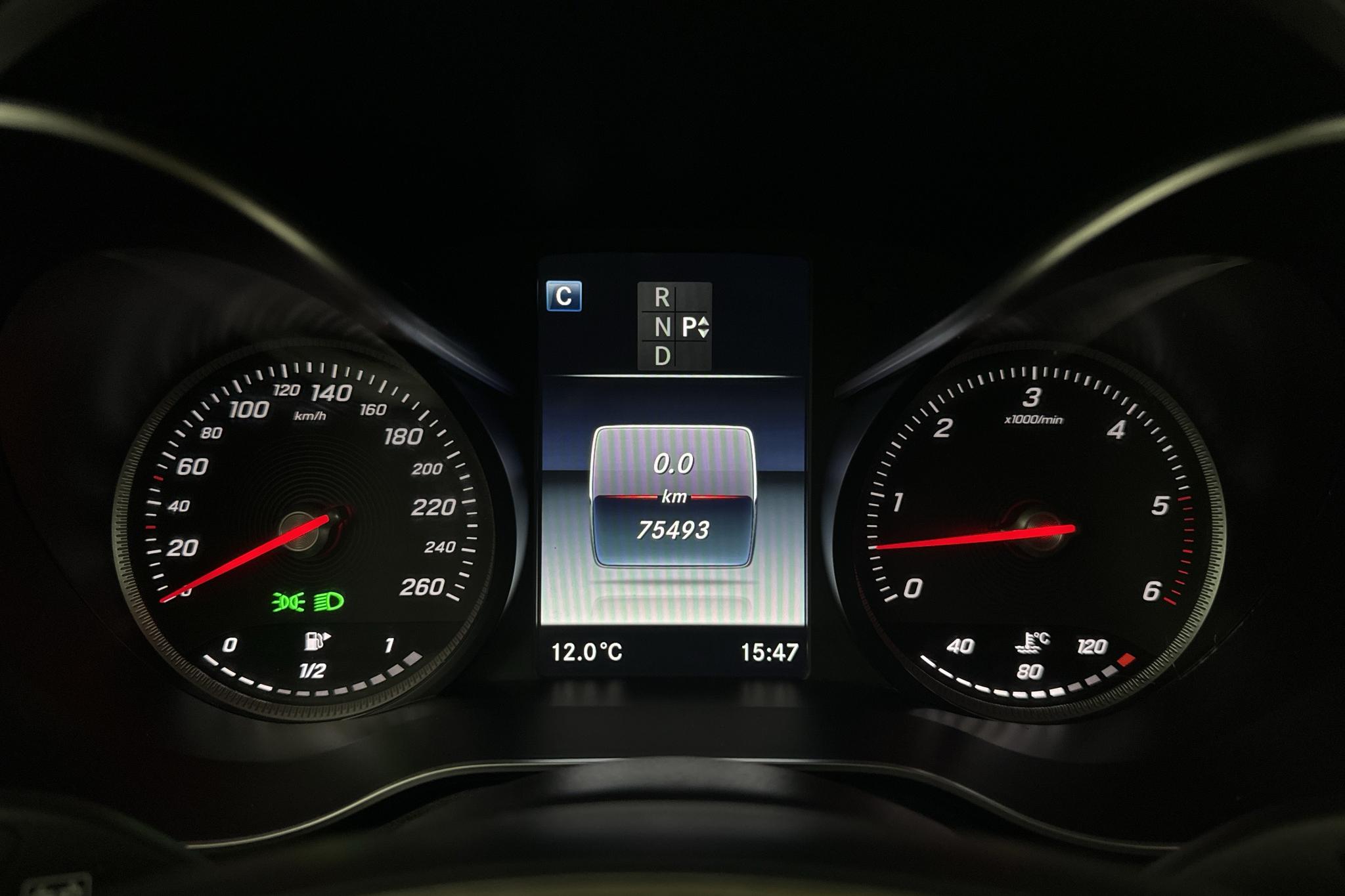 Mercedes GLC 350 d 4MATIC X253 (258hk) - 75 500 km - Automatic - silver - 2019