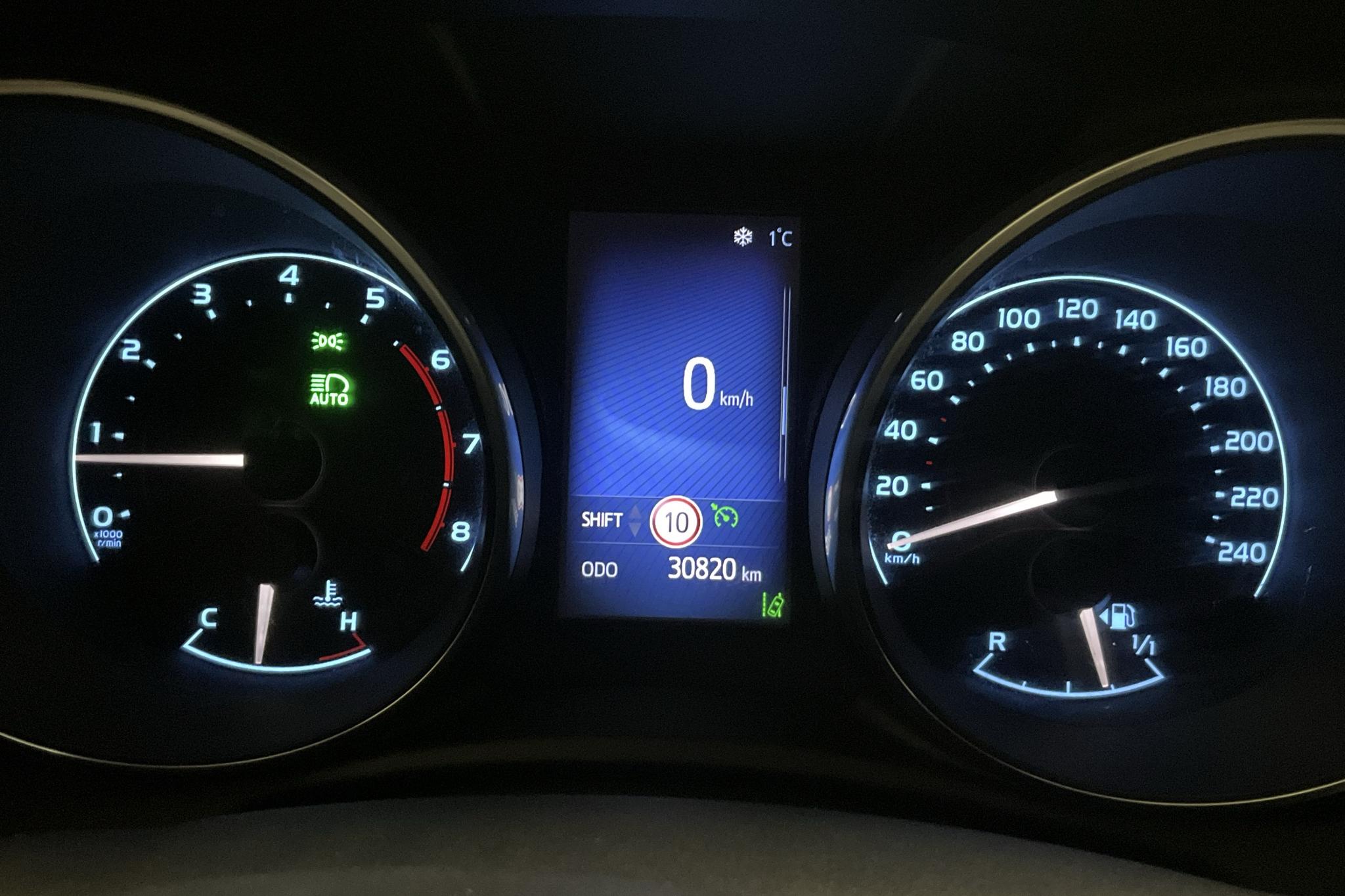 Toyota Auris 1.2T 5dr (116hk) - 30 820 km - Manualna - niebieski - 2016