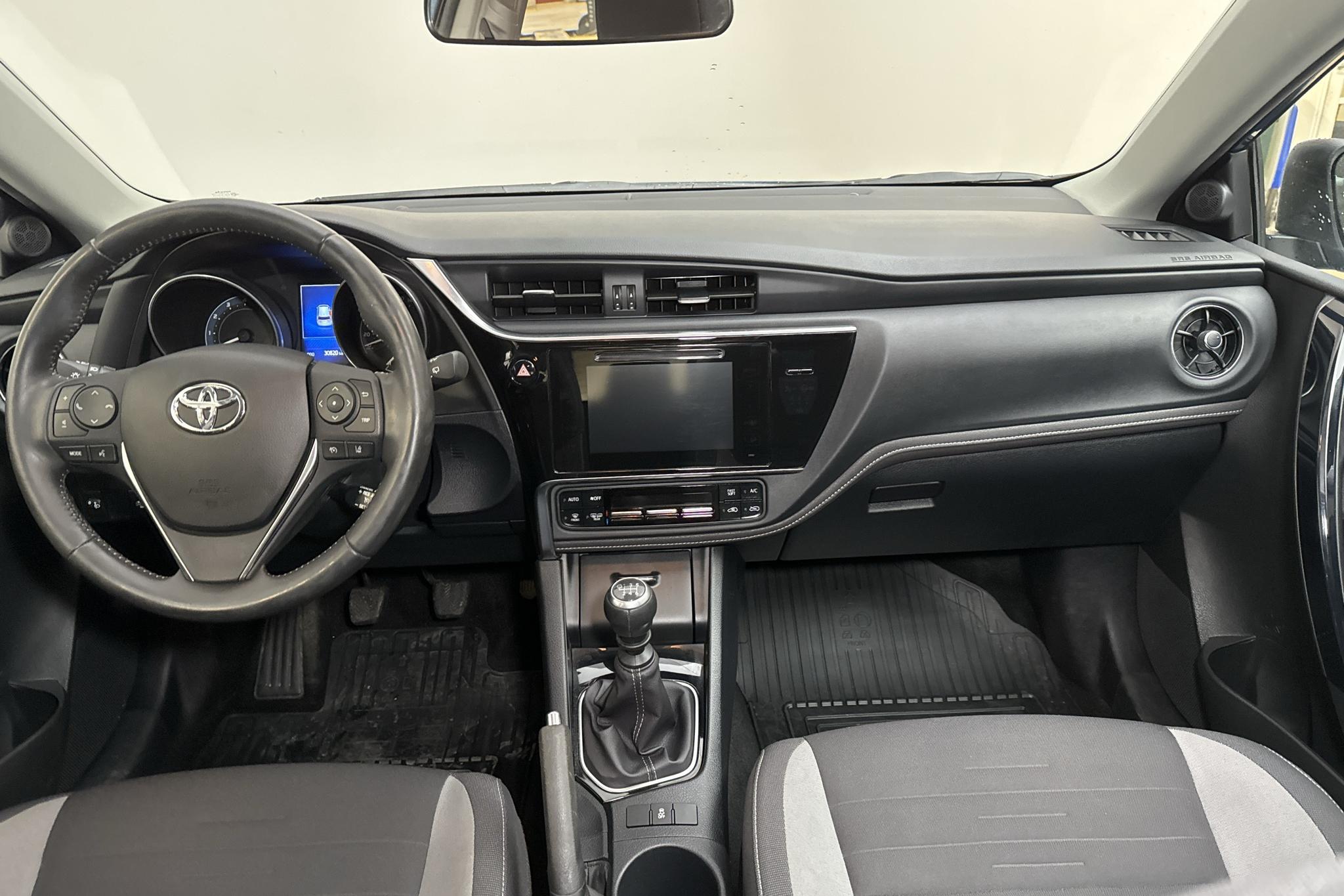 Toyota Auris 1.2T 5dr (116hk) - 30 820 km - Manuaalinen - sininen - 2016