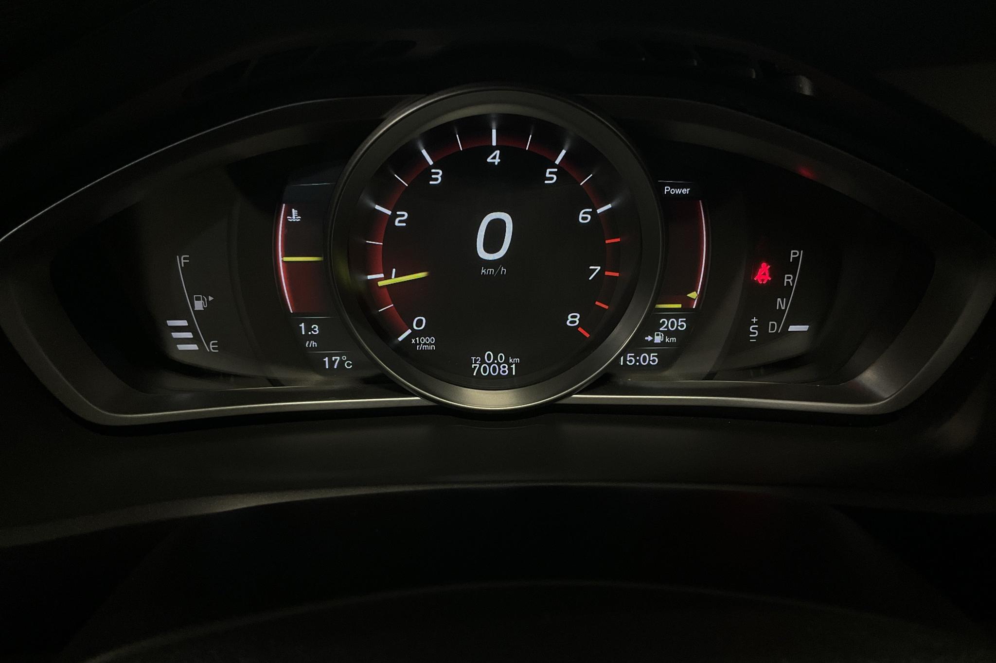 Volvo V40 T4 (190hk) - 70 080 km - Automaatne - hõbe - 2018