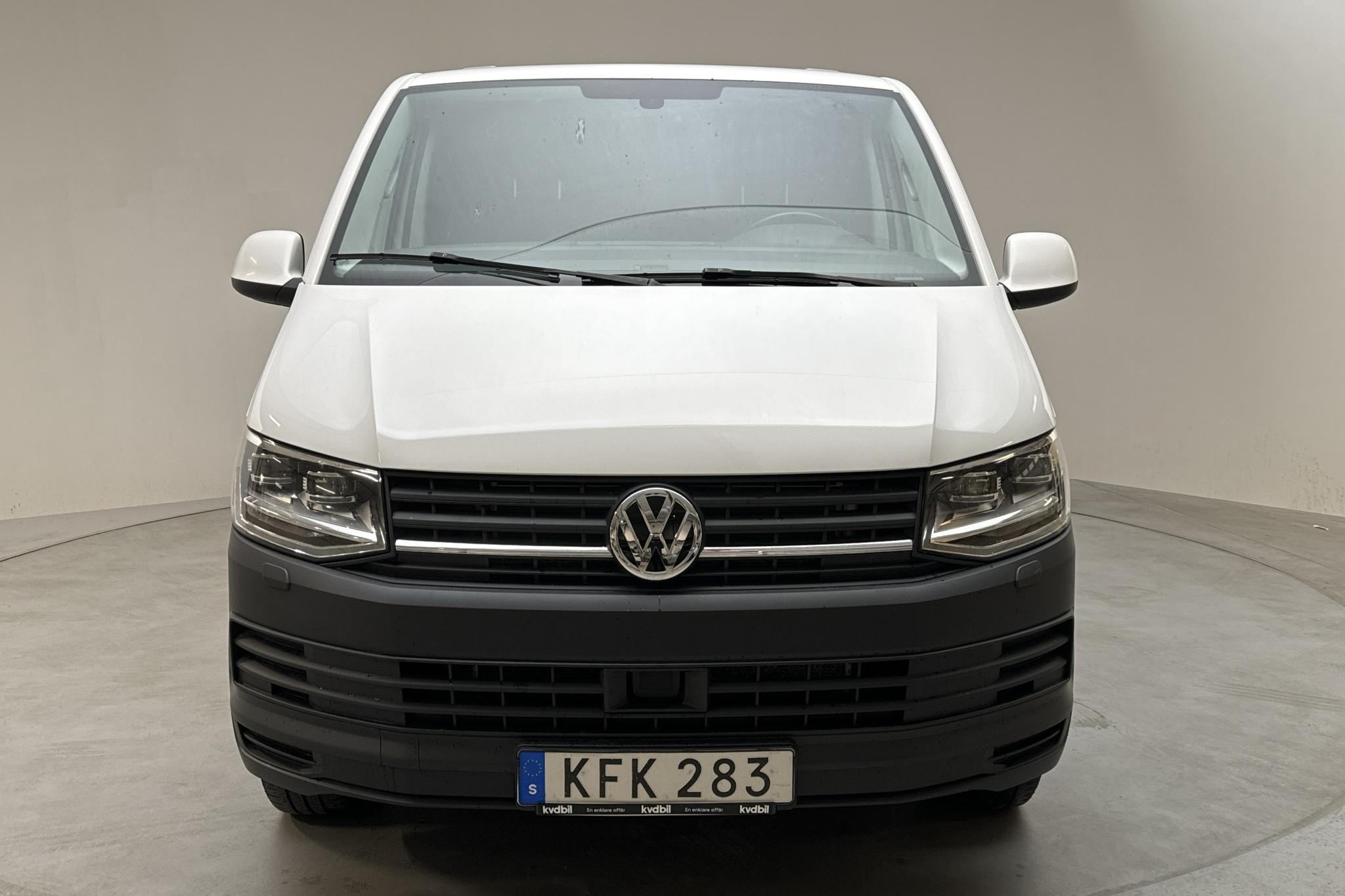 VW Transporter T6 2.0 TDI BMT Skåp (150hk) - 25 474 mil - Automat - vit - 2017