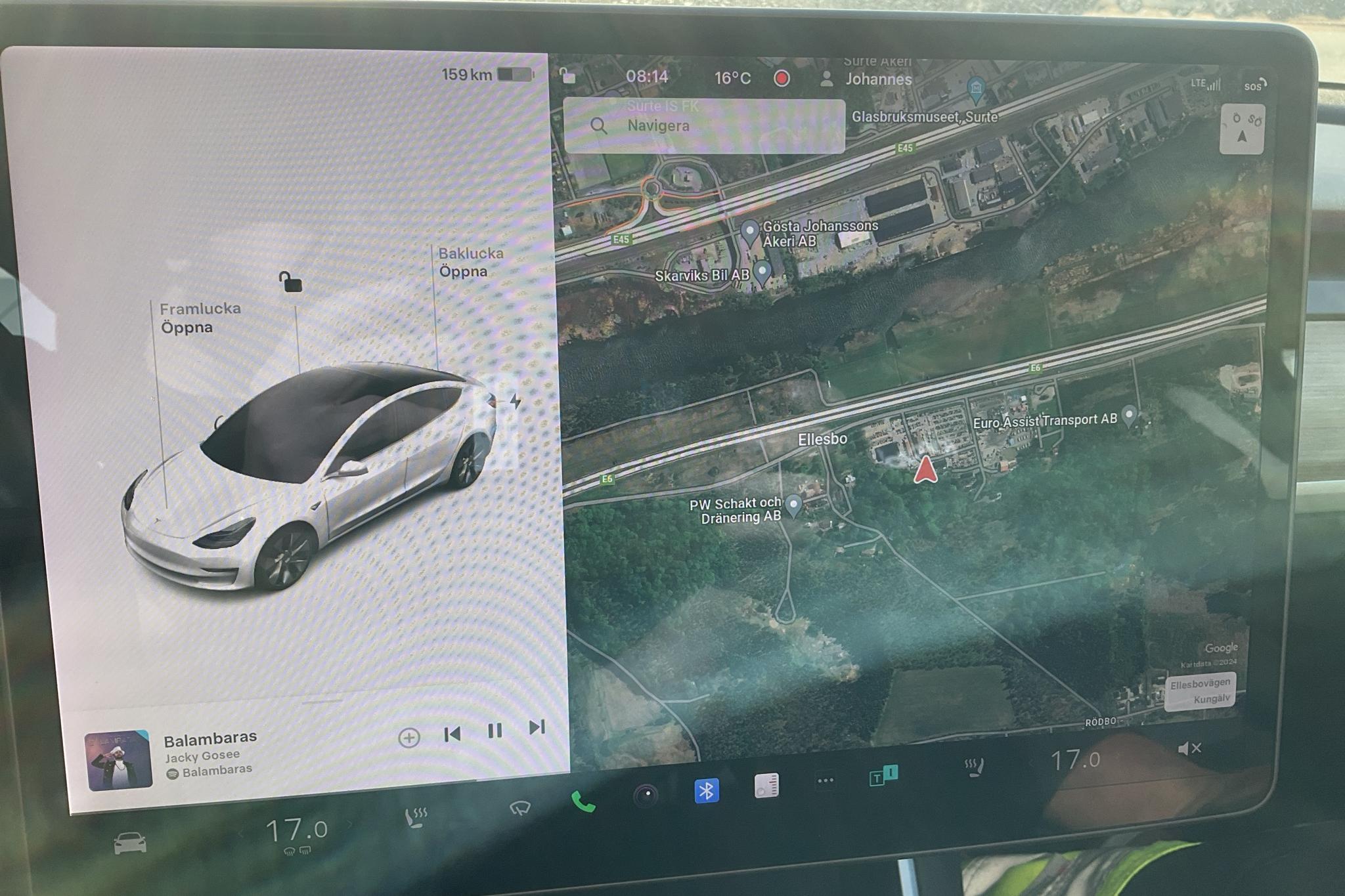 Tesla Model 3 Standard Range RWD - 7 410 mil - Automat - vit - 2020