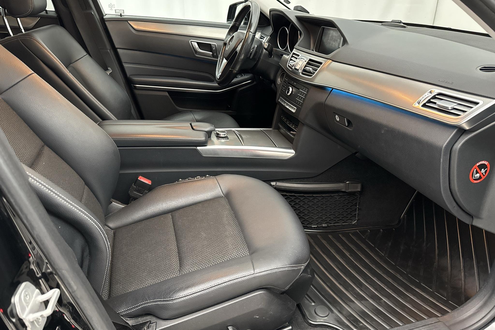 Mercedes E 220 CDI BlueTEC Kombi S212 (170hk) - 10 411 mil - Automat - svart - 2016