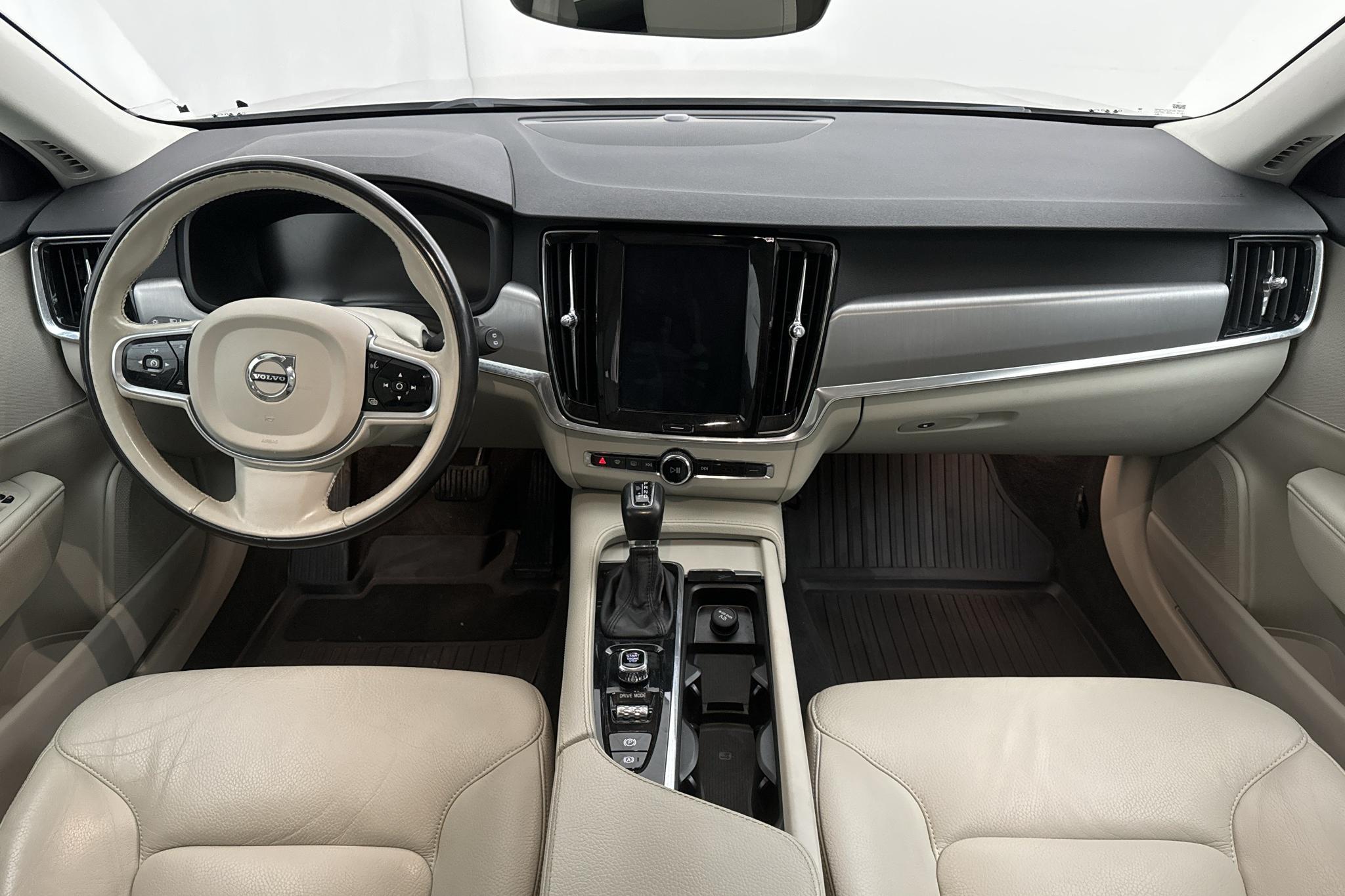 Volvo V90 D4 AWD (190hk) - 146 830 km - Automatic - Light Brown - 2018