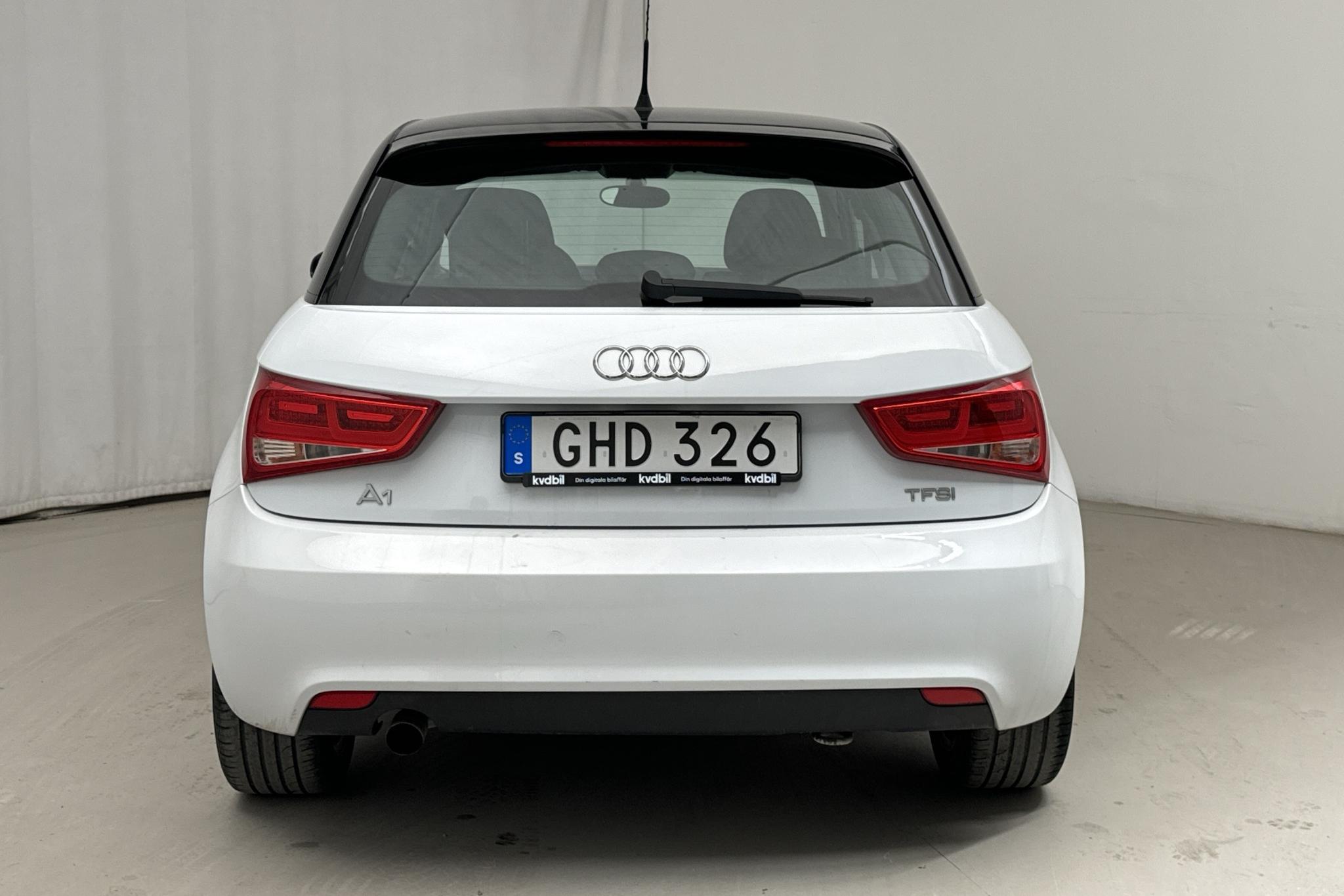 Audi A1 1.2 TFSI Sportback (86hk) - 99 480 km - Manual - white - 2014