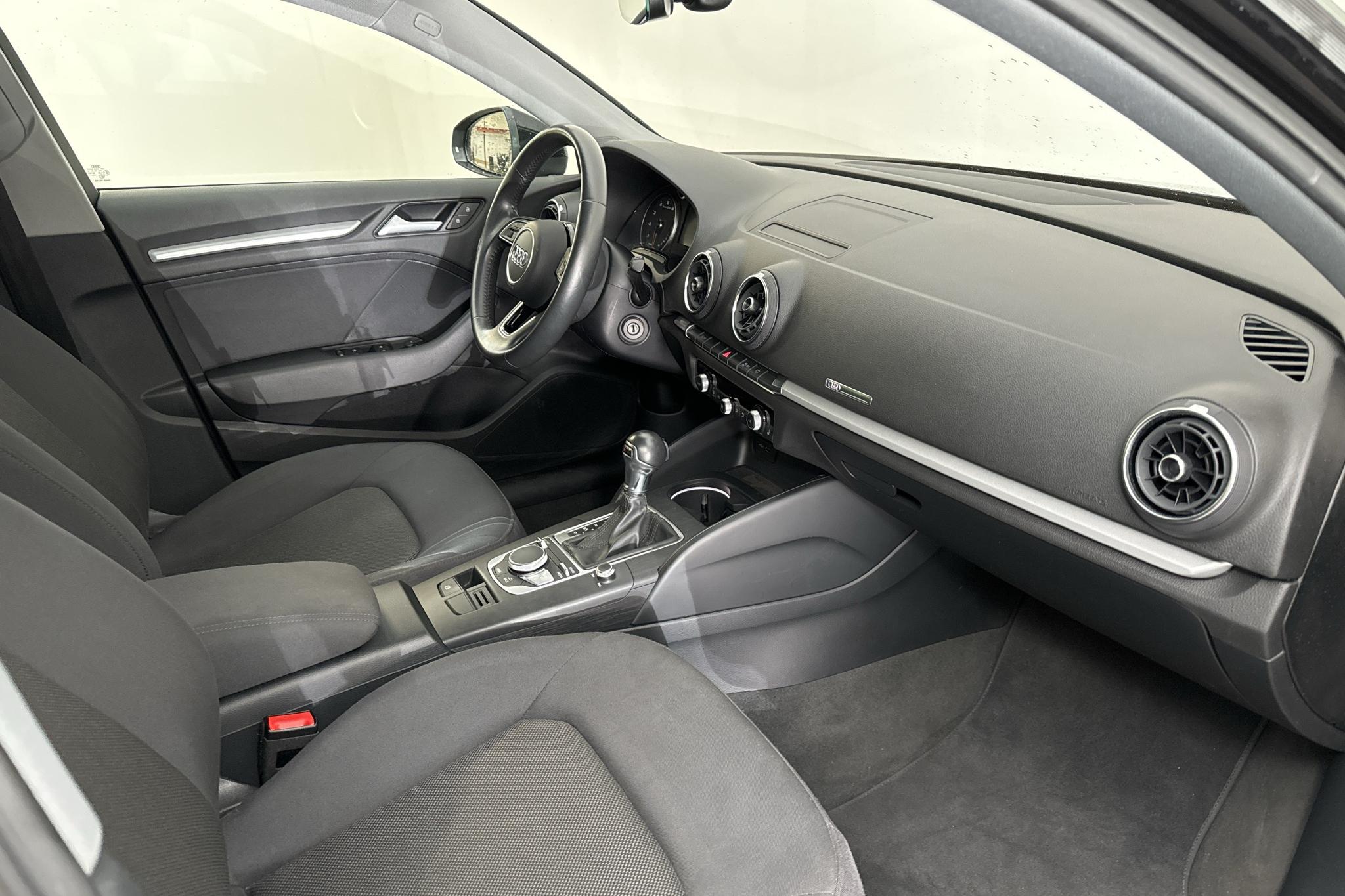Audi A3 Sportback 30 TFSI (116hk) - 58 550 km - Automatic - black - 2019