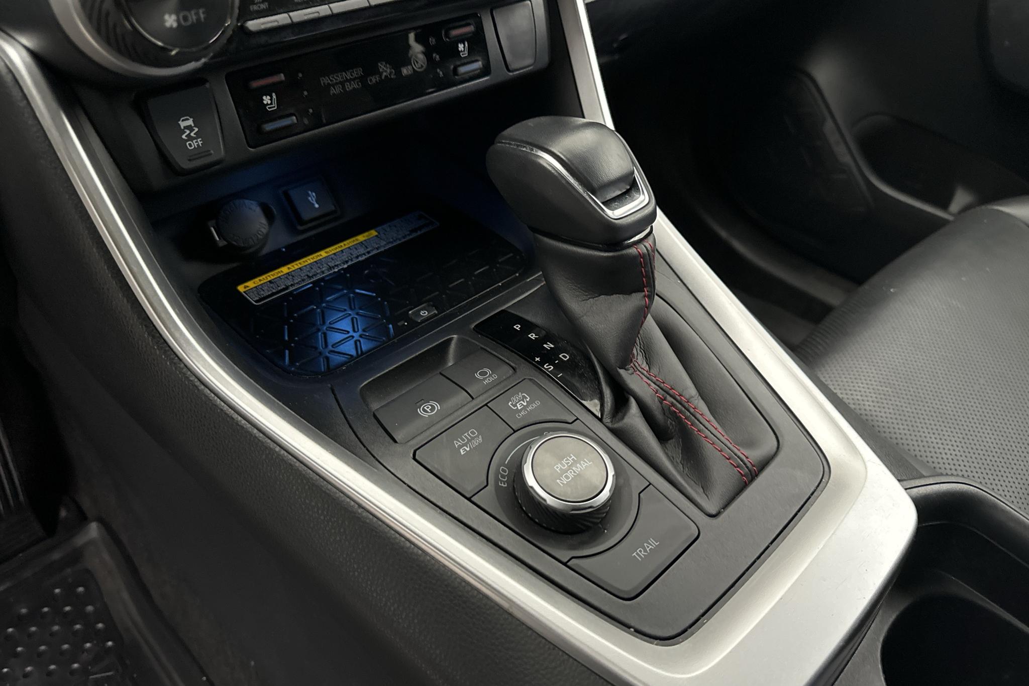 Toyota RAV4 2.5 Plug-in Hybrid AWD (306hk) - 61 490 km - Automatic - gray - 2021