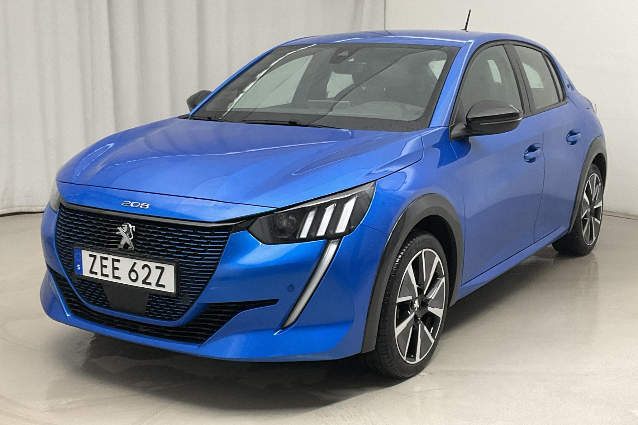Peugeot e-208 50 kWh 5dr (136hk) - 32 010 km - Automatyczna - niebieski - 2020