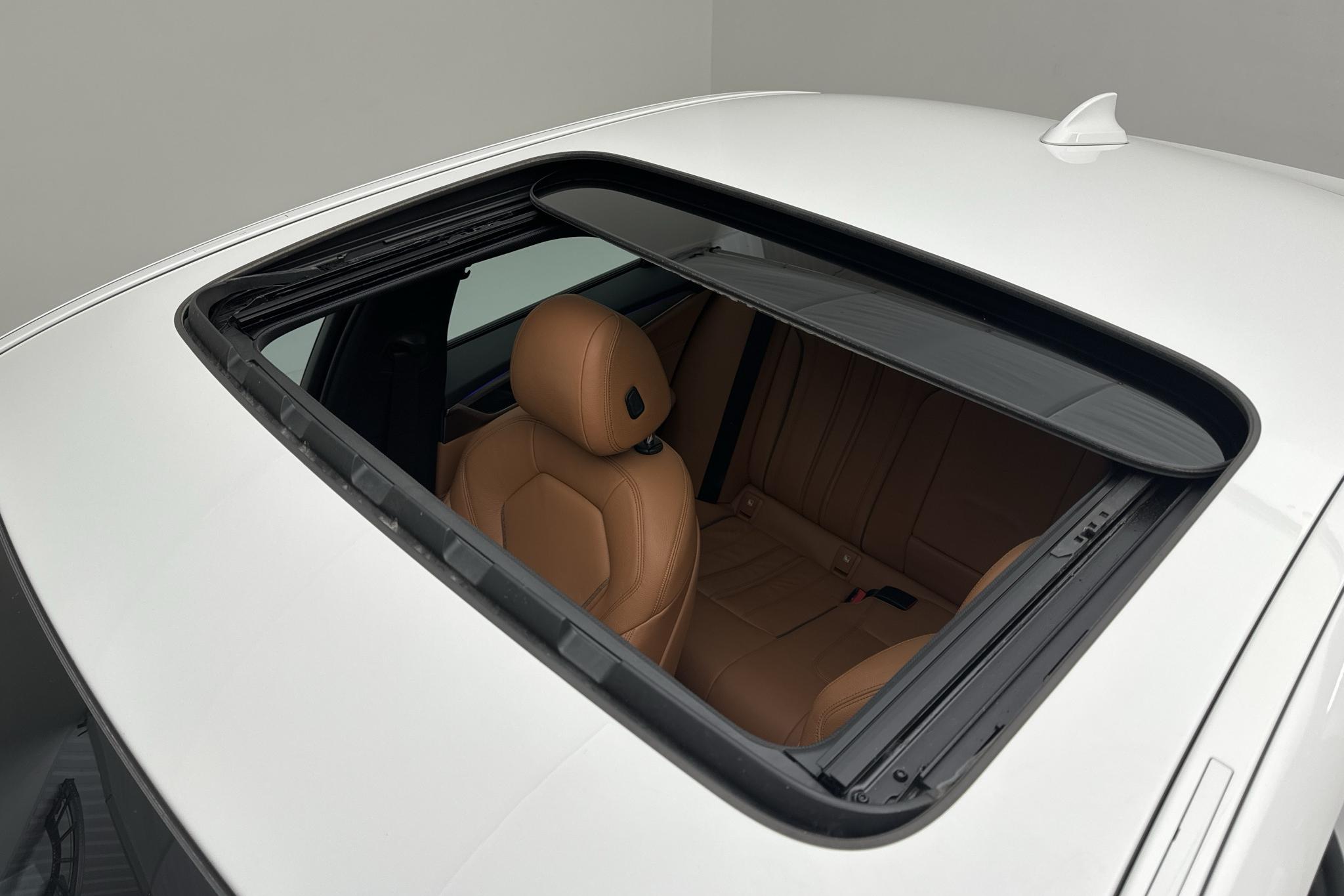 BMW 530e iPerformance Sedan, G30 12kWh (252hk) - 137 880 km - Automatic - white - 2020