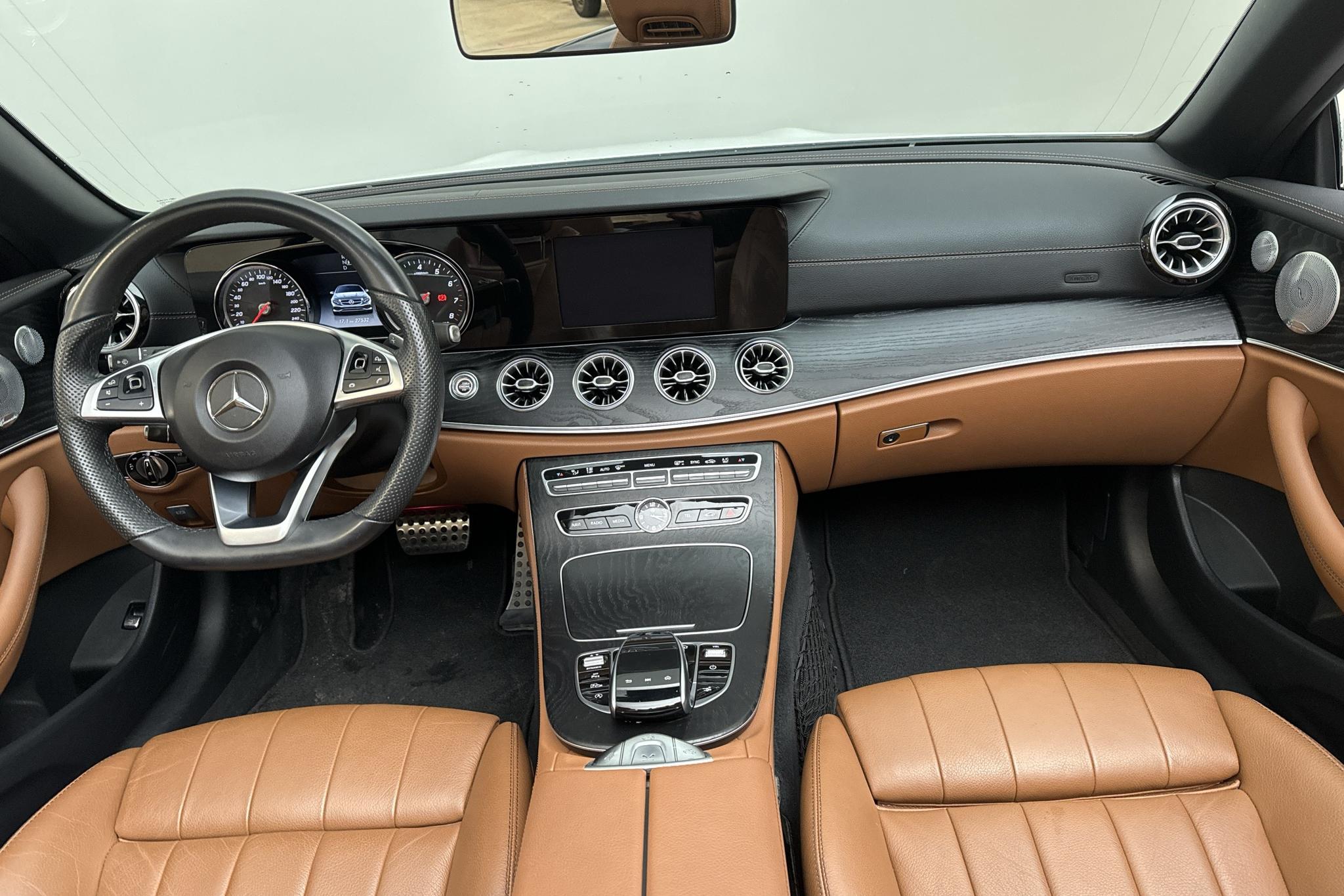 Mercedes E 300 Cabriolet A238 (245hk) - 27 530 km - Automatyczna - biały - 2018