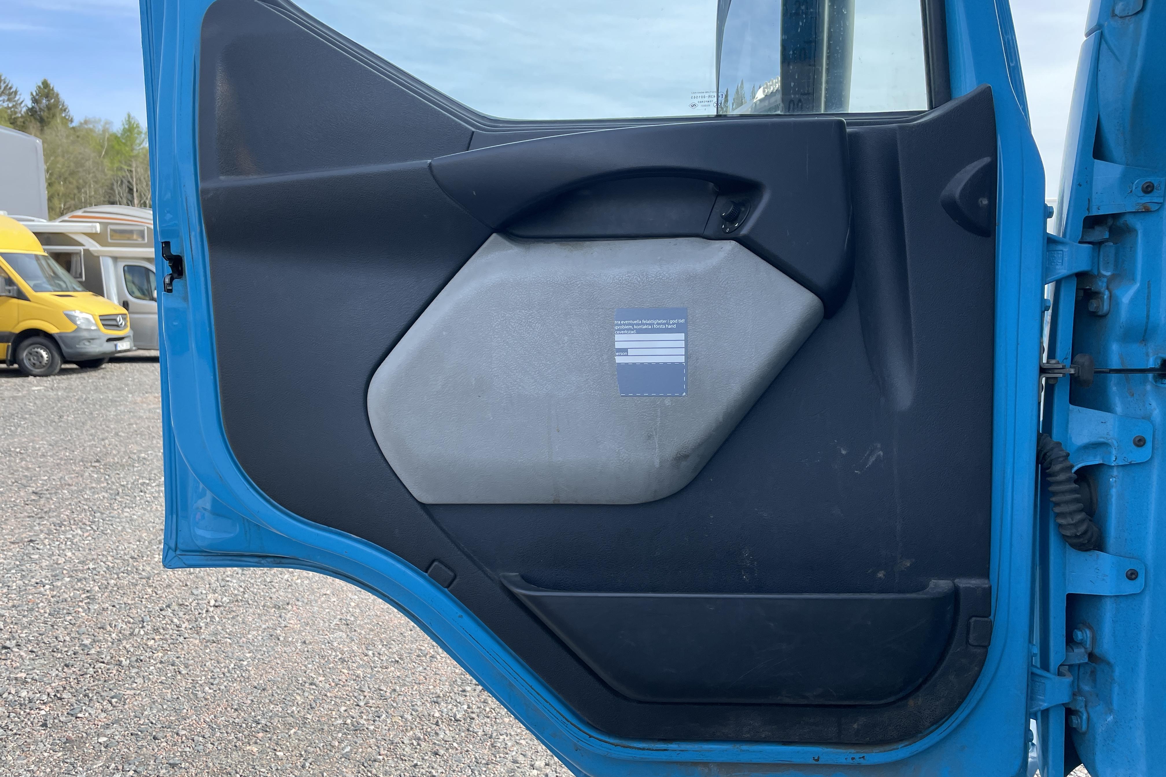 Volvo FL250 - 155 241 km - Automat - blå - 2013