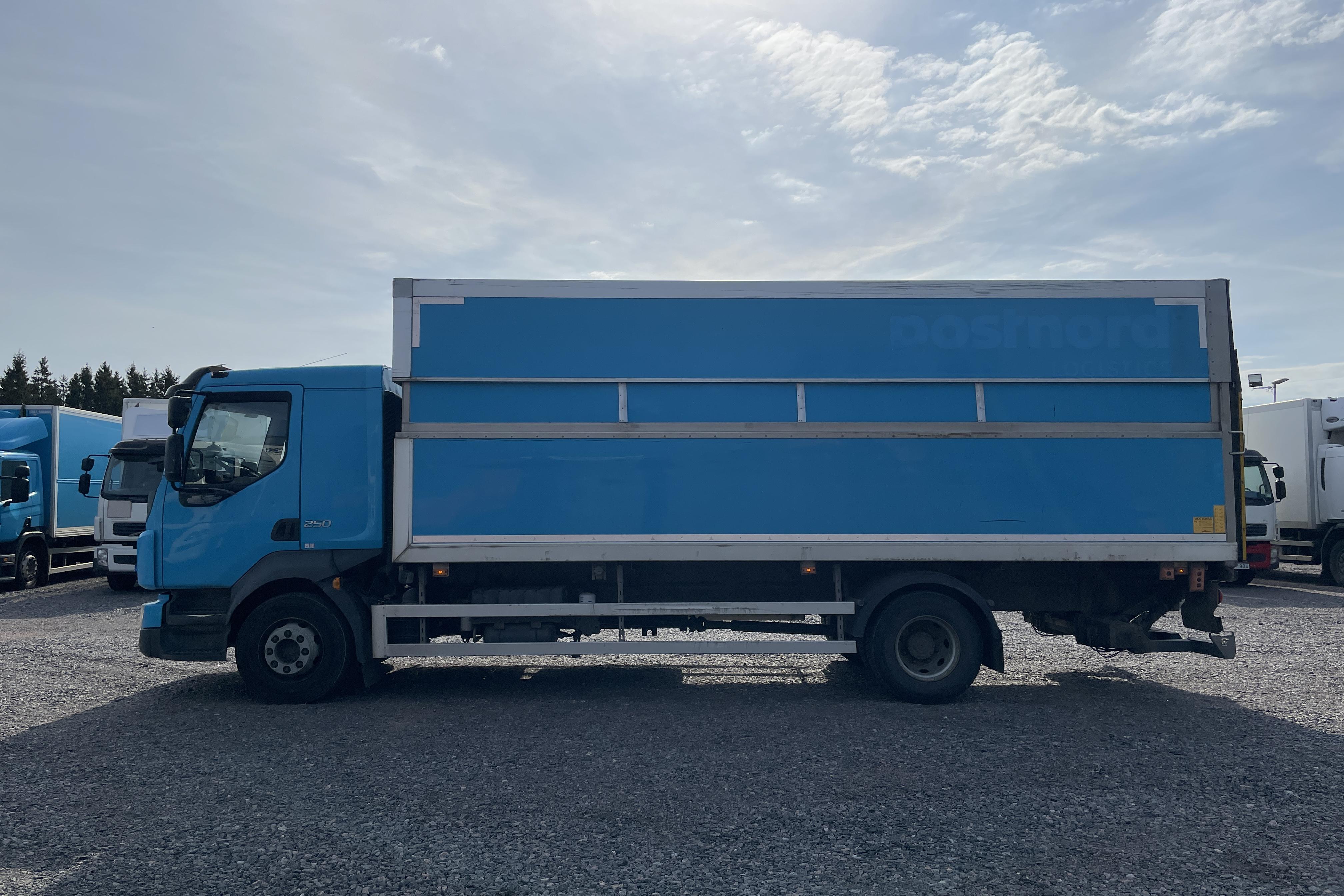 Volvo FL250 - 155 241 km - Automatic - blue - 2013