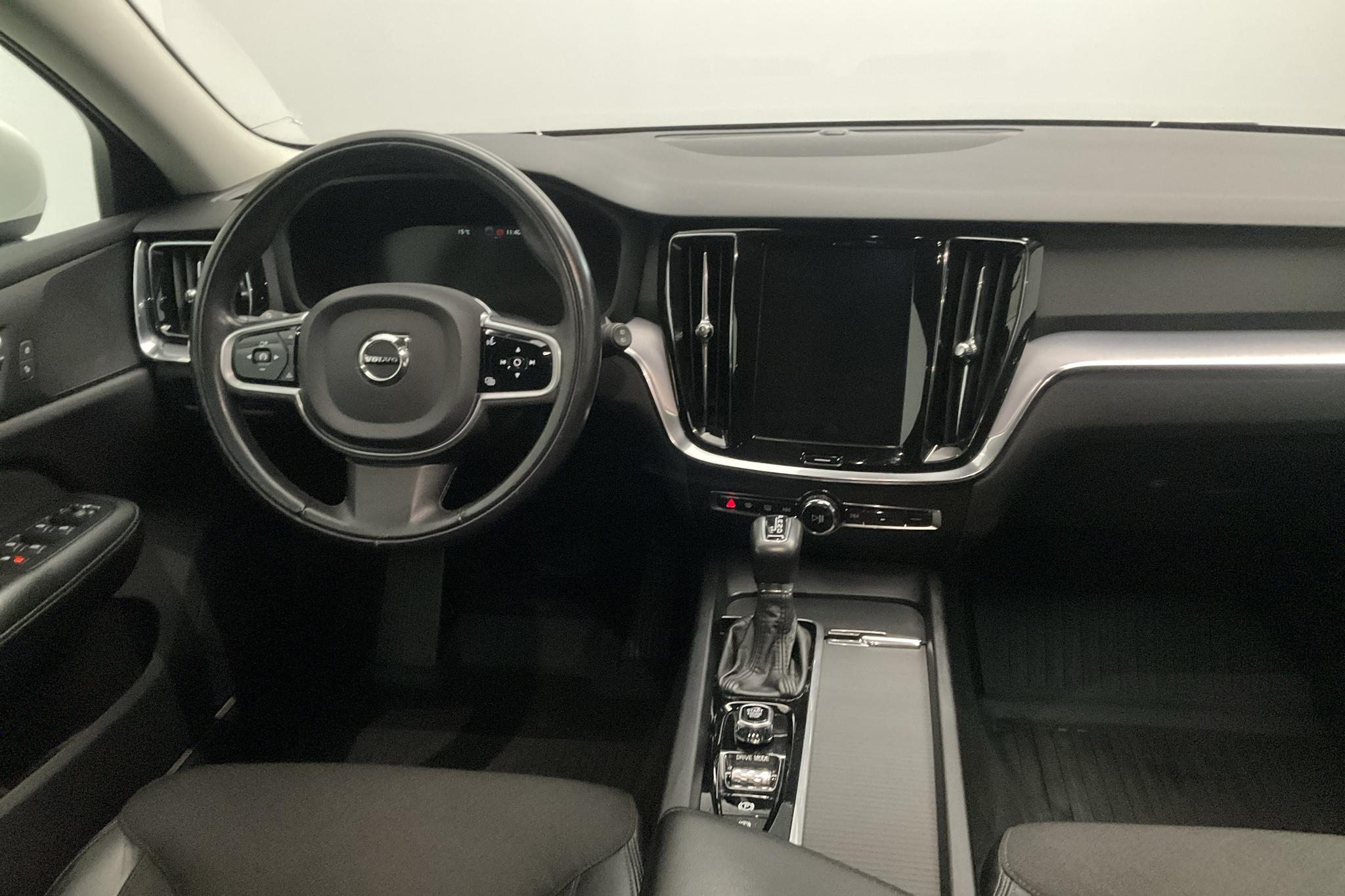 Volvo V60 D3 (150hk) - 62 250 km - Automaatne - valge - 2019