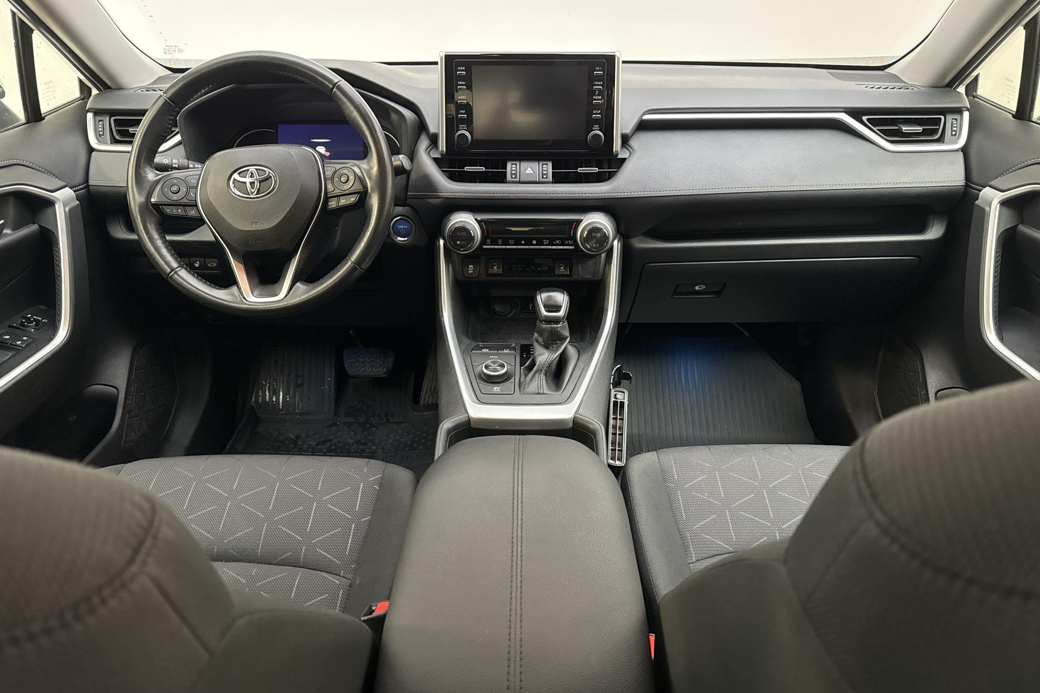 Toyota RAV4 2.5 HSD AWD (222hk) - 113 950 km - Automatyczna - biały - 2021