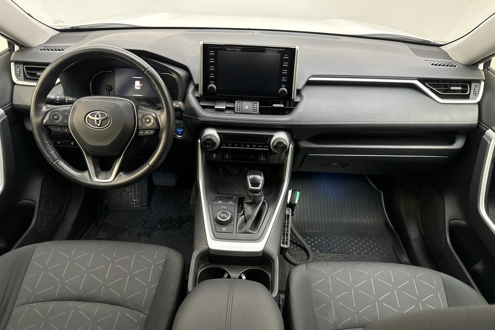 Toyota RAV4 2.5 HSD AWD (222hk) - 118 940 km - Automatic - white - 2021