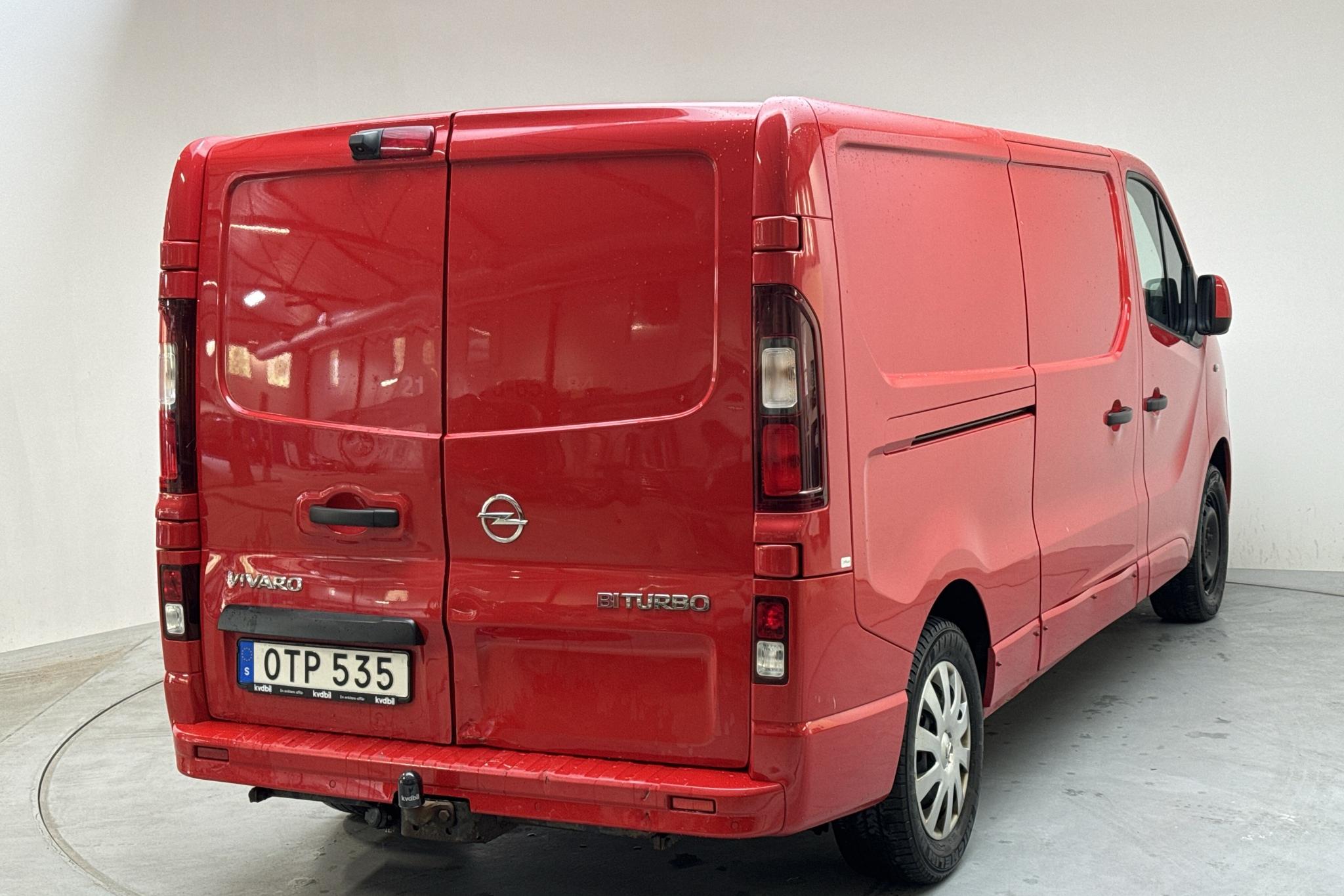 Opel Vivaro 1.6 BITURBO (145hk) - 86 850 km - Manual - red - 2018