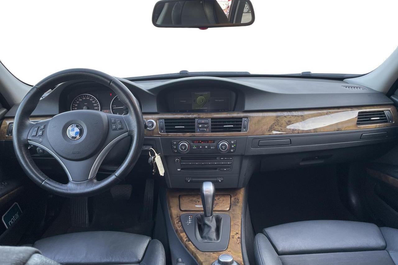 BMW 320d Touring, E91 (163hk) - 25 137 mil - Automat - grå - 2007