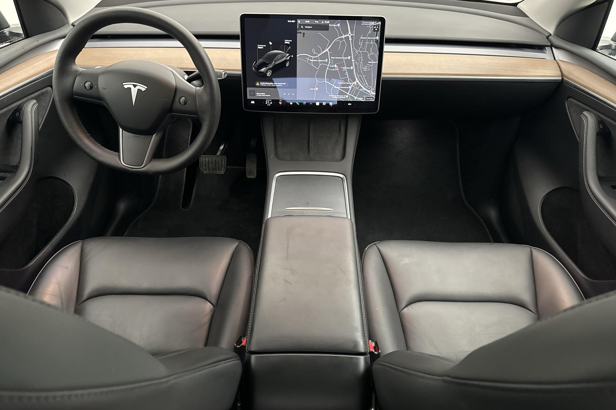 Tesla Model Y Long Range Dual Motor AWD - 7 957 mil - Automat - svart - 2021