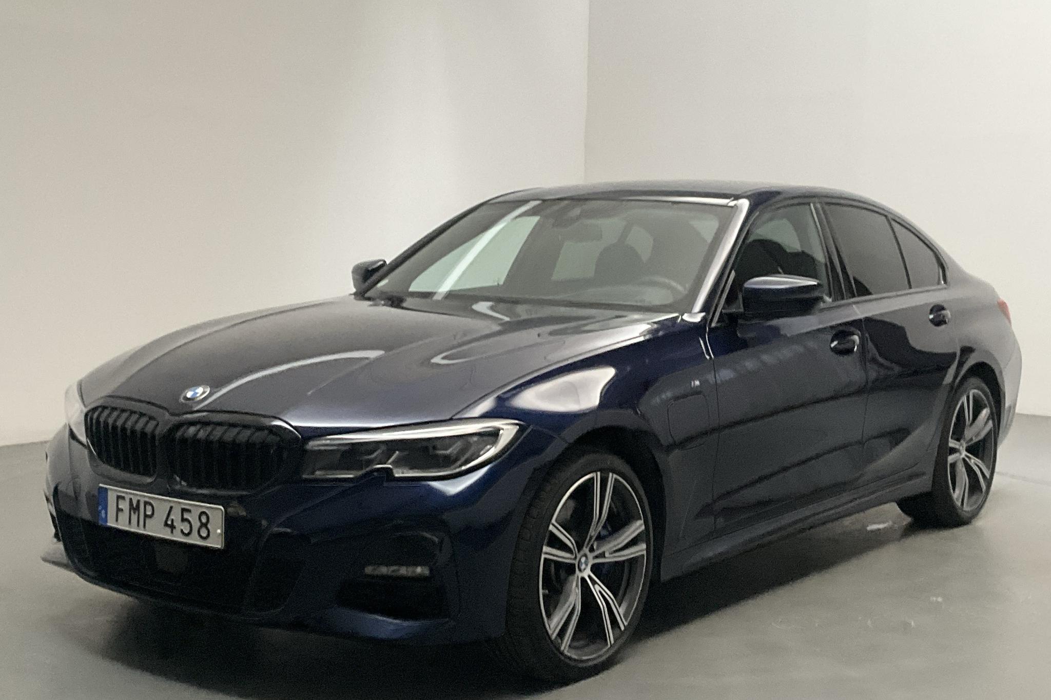 BMW 330e xDrive Sedan, G20 (292hk) - 3 768 mil - Automat - blå - 2021