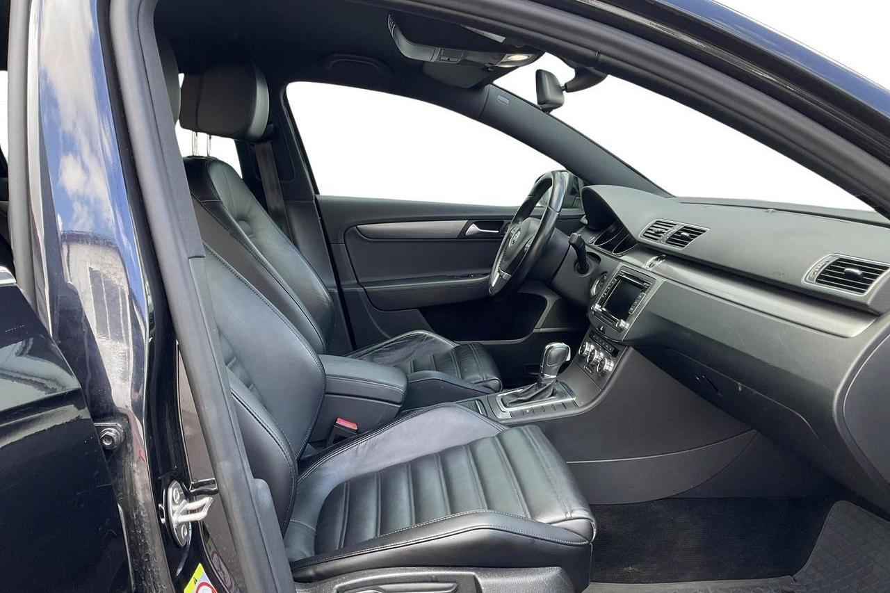VW Passat 1.4 TSI EcoFuel Variant (150hk) - 12 082 mil - Automat - svart - 2014