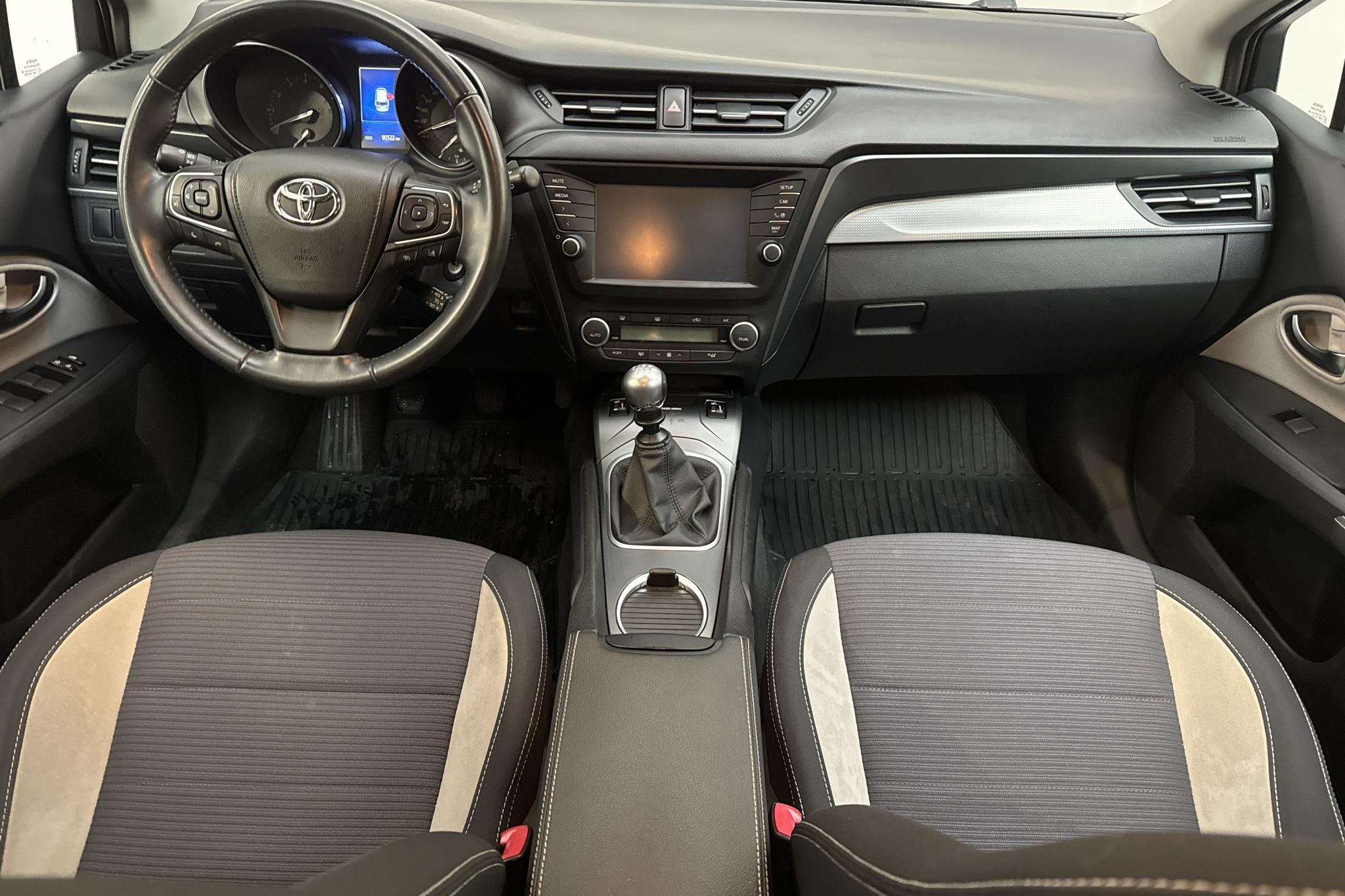 Toyota Avensis 1.8 Touring Sports (147hk) - 9 052 mil - Manuell - Dark Grey - 2017