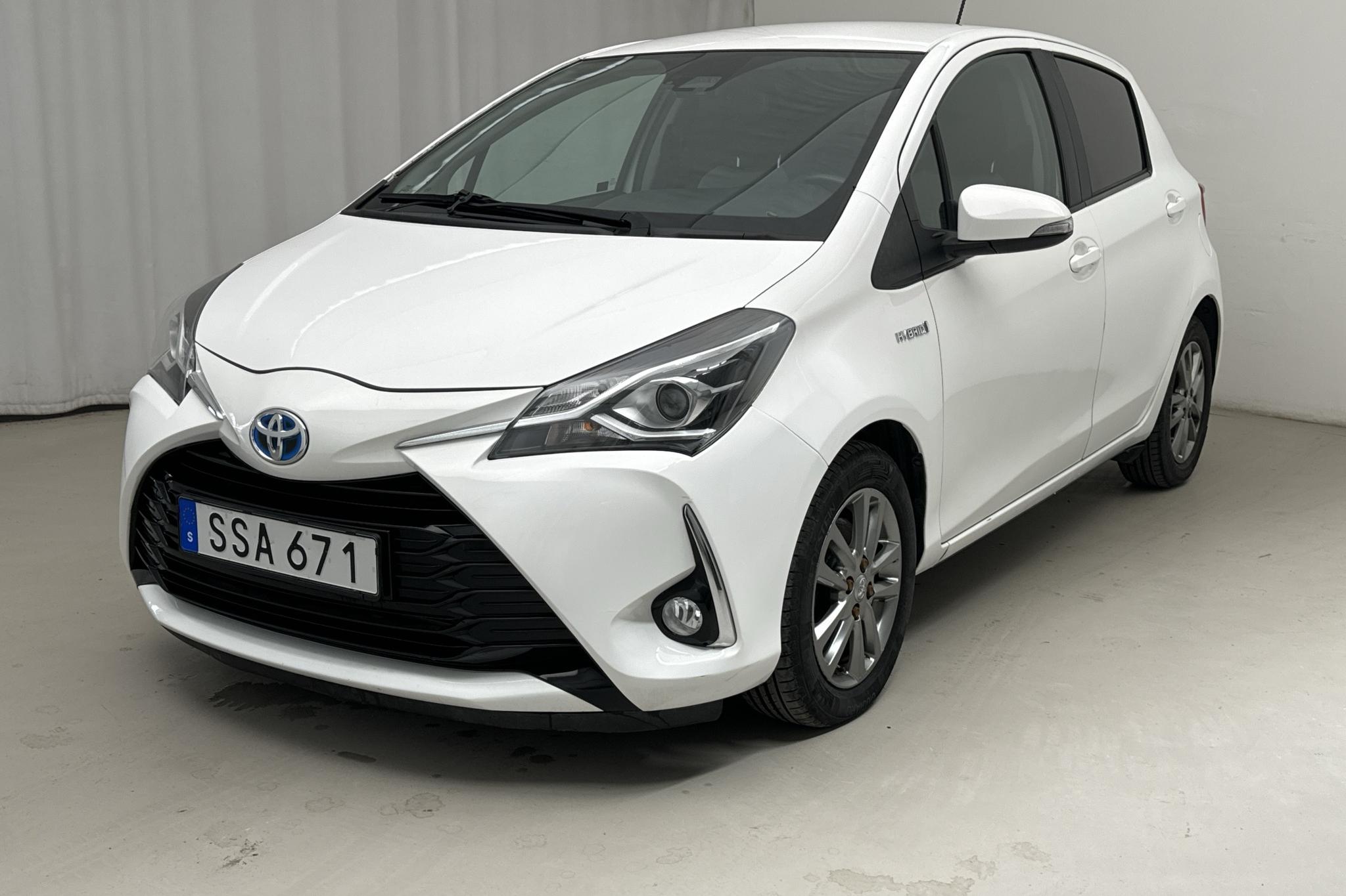Toyota Yaris 1.5 Hybrid 5dr (101hk) - 95 610 km - Automaattinen - valkoinen - 2017