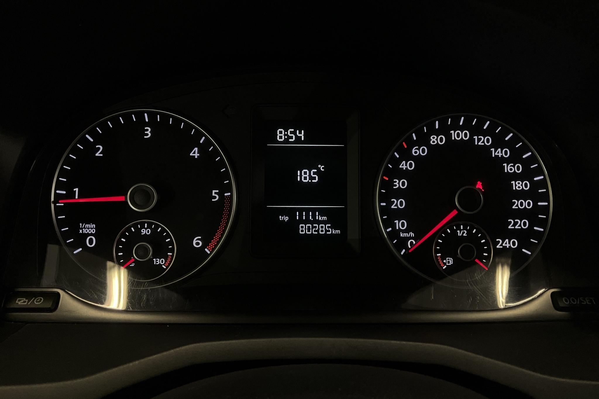 VW Caddy Life 2.0 TDI (75hk) - 8 028 mil - Manuell - vit - 2017