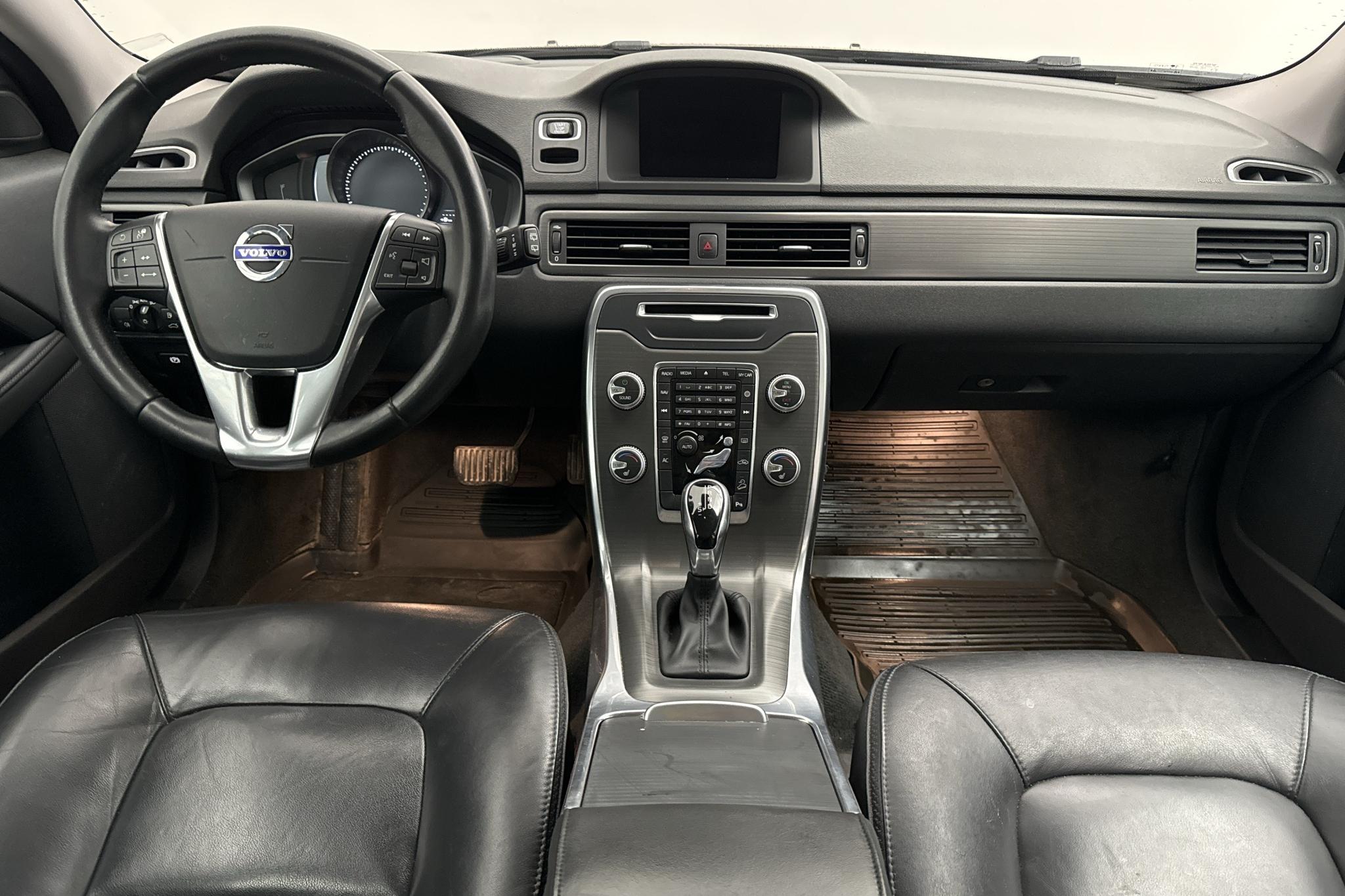 Volvo XC70 II D4 AWD (181hk) - 100 820 km - Automatic - brown - 2016