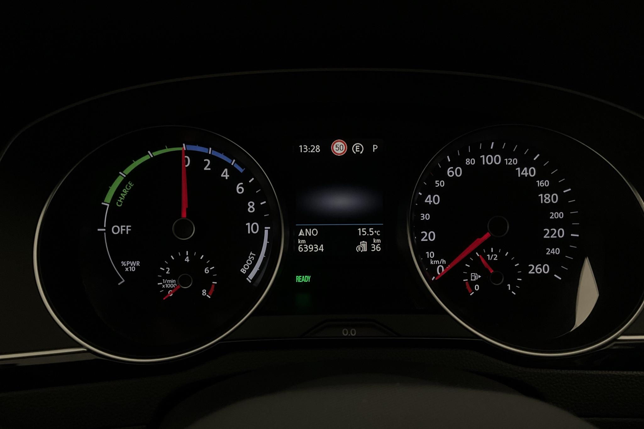 VW Passat 1.4 GTE Sportscombi (218hk) - 63 930 km - Automatic - Dark Grey - 2021