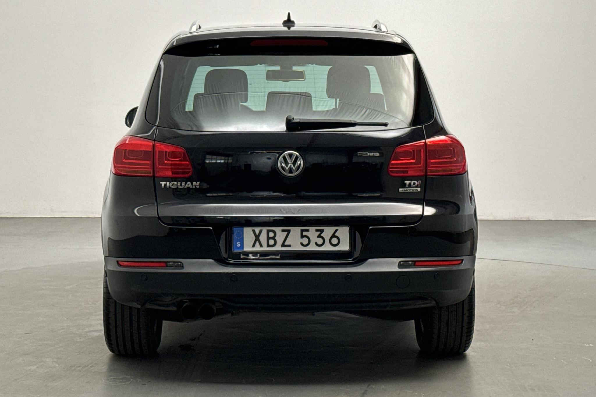 VW Tiguan 2.0 TDI 4 Motion (134hk) - 160 970 km - Automatic - black - 2012