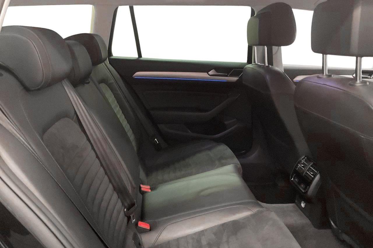 VW Passat 1.4 Plug-in-Hybrid Sportscombi (218hk) - 26 717 mil - Automat - svart - 2017