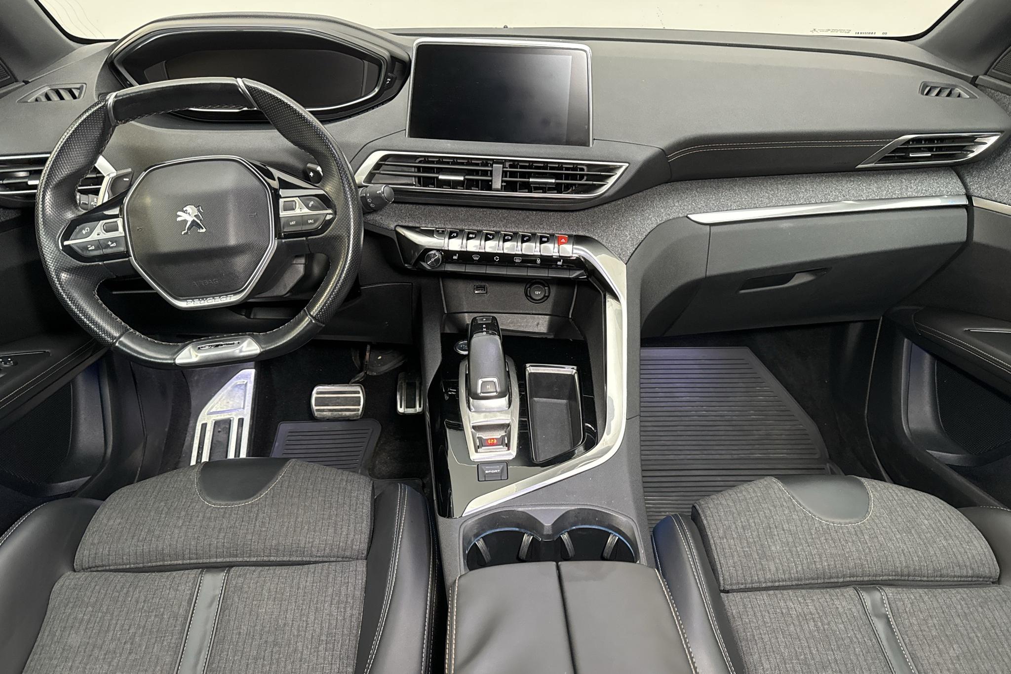 Peugeot 3008 1.6 PureTech (165hk) - 138 630 km - Automaattinen - musta - 2018