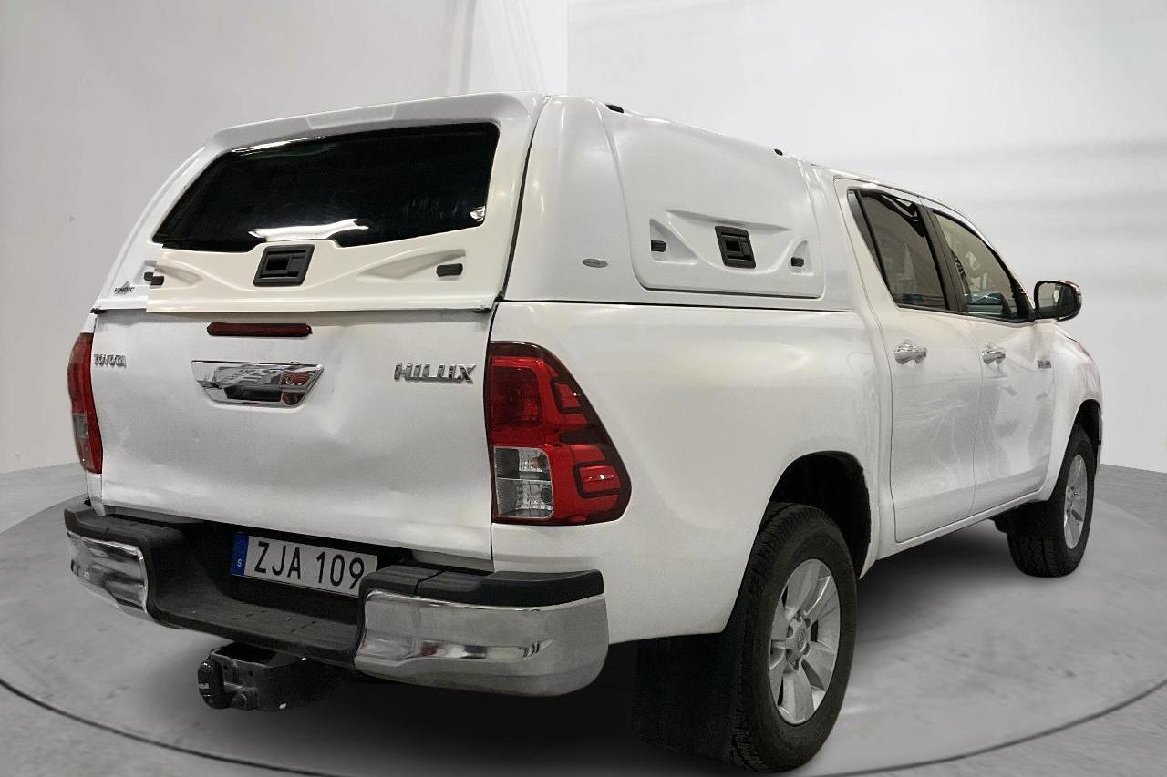 Toyota Hilux 2.4 D 4WD (150hk) - 20 864 mil - Manuell - vit - 2018