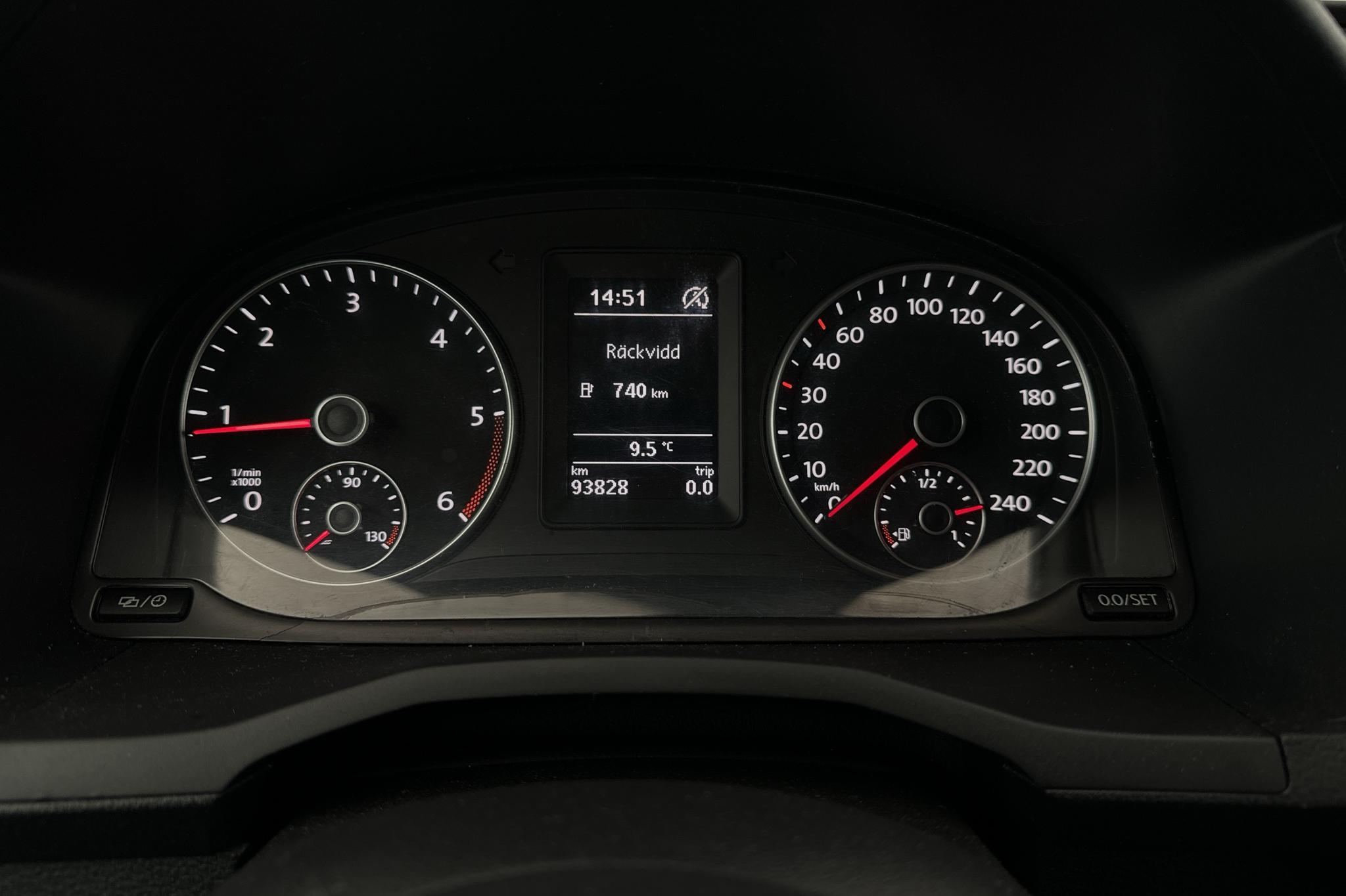 VW Caddy 2.0 TDI (102hk) - 9 383 mil - Automat - vit - 2018