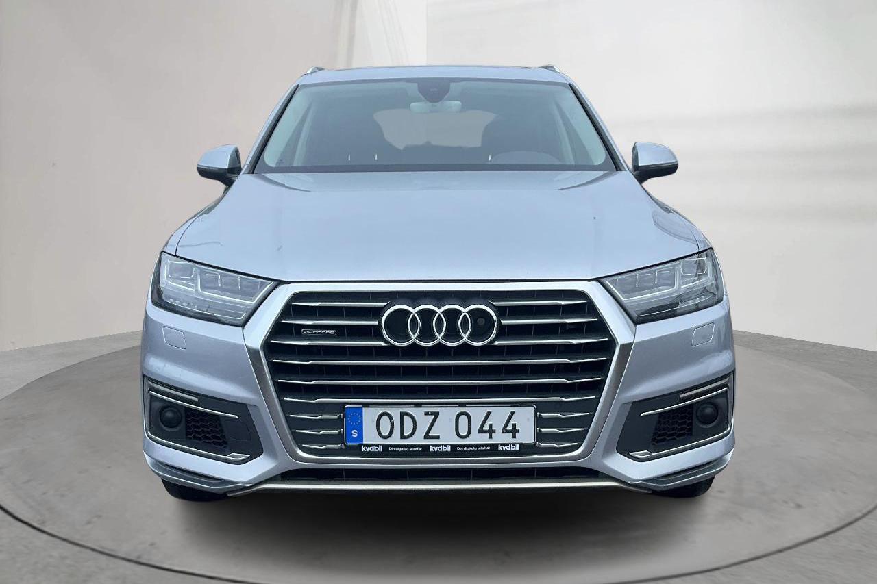 Audi Q7 3.0 TDI e-tron quattro (258hk) - 248 840 km - Automatic - silver - 2016