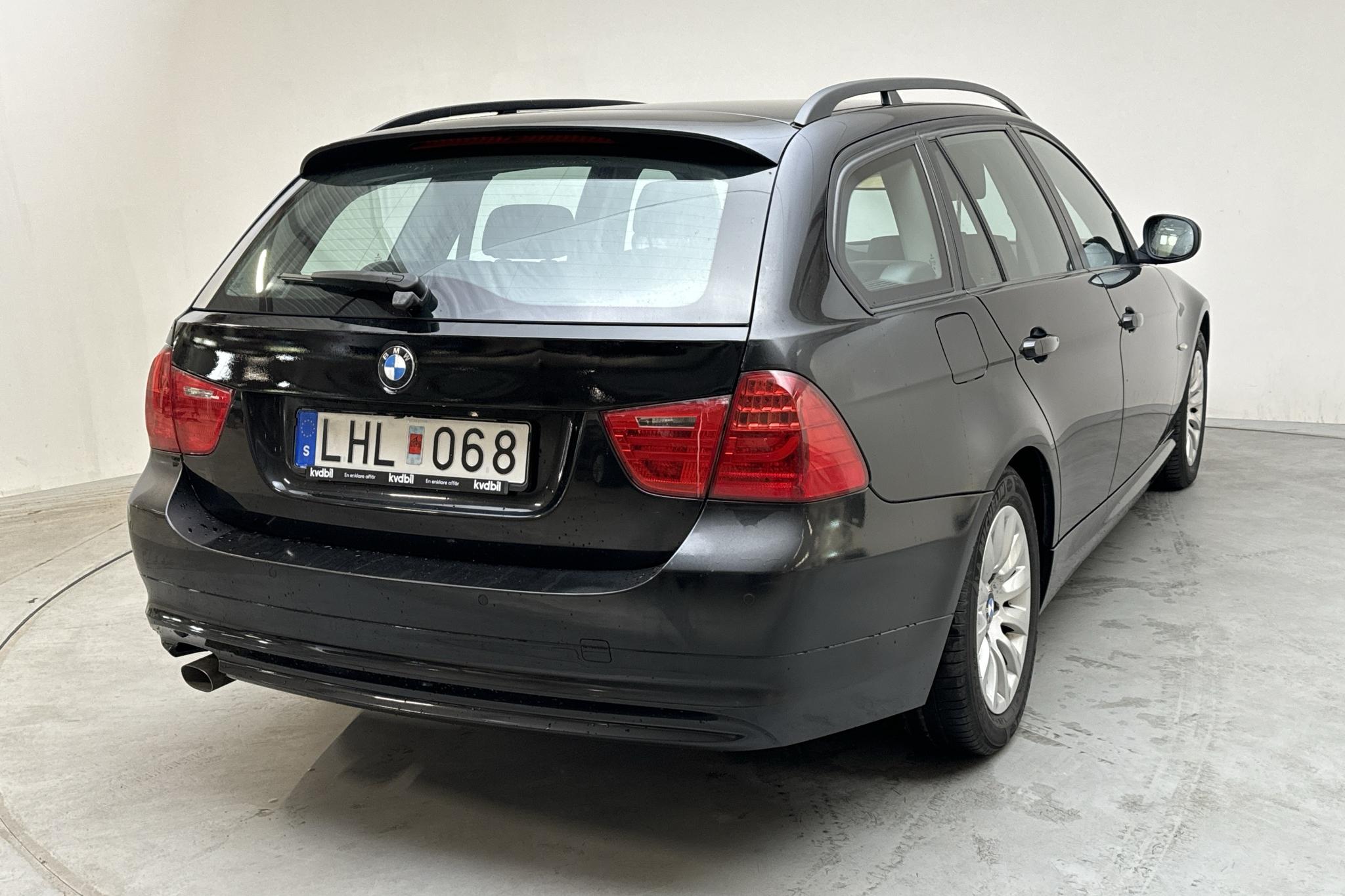 BMW 318d Touring, E91 (143hk) - 143 590 km - Manual - black - 2009