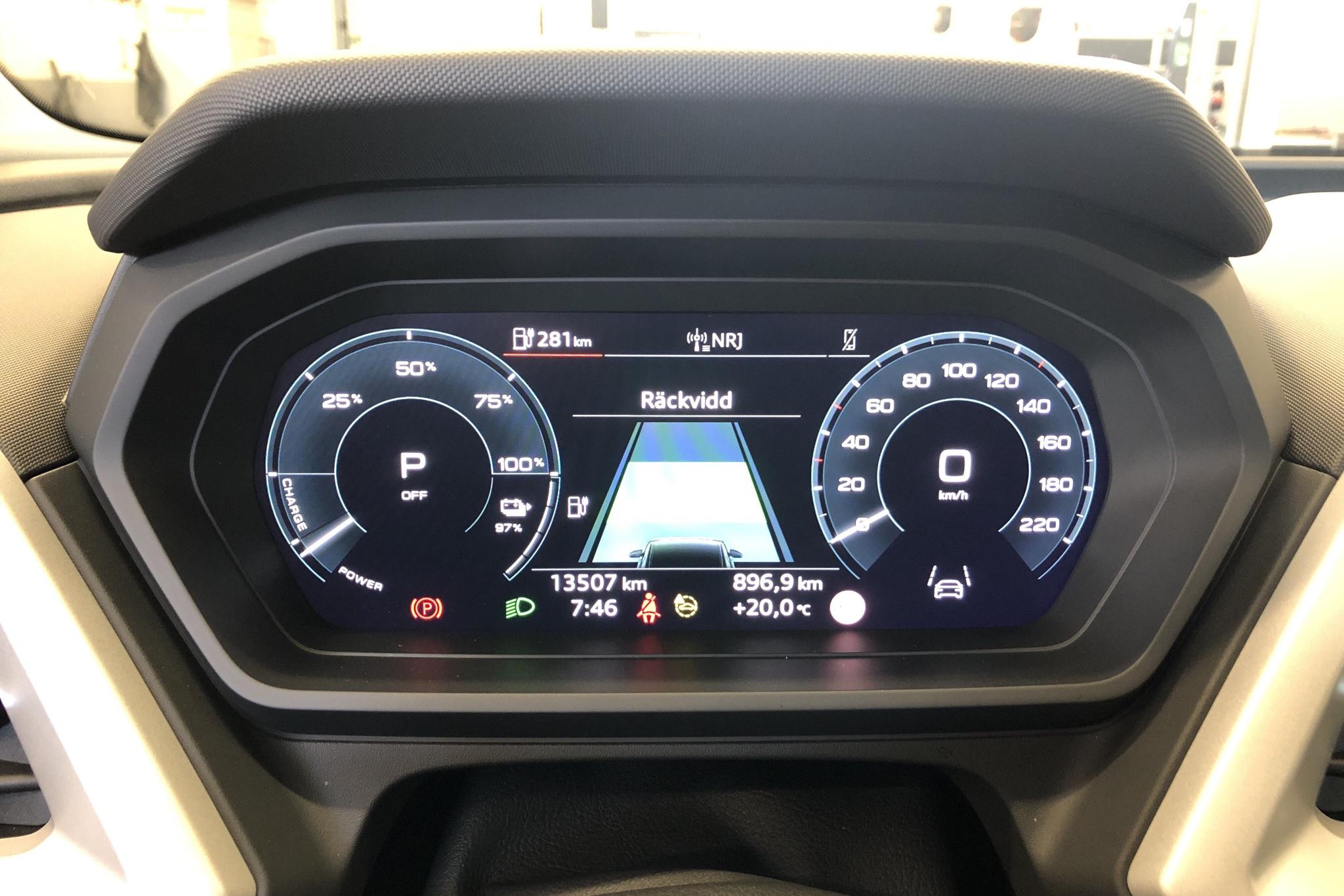 Audi Q4 40 e-tron 77 kWh (204hk) - 13 500 km - Automatyczna - niebieski - 2023