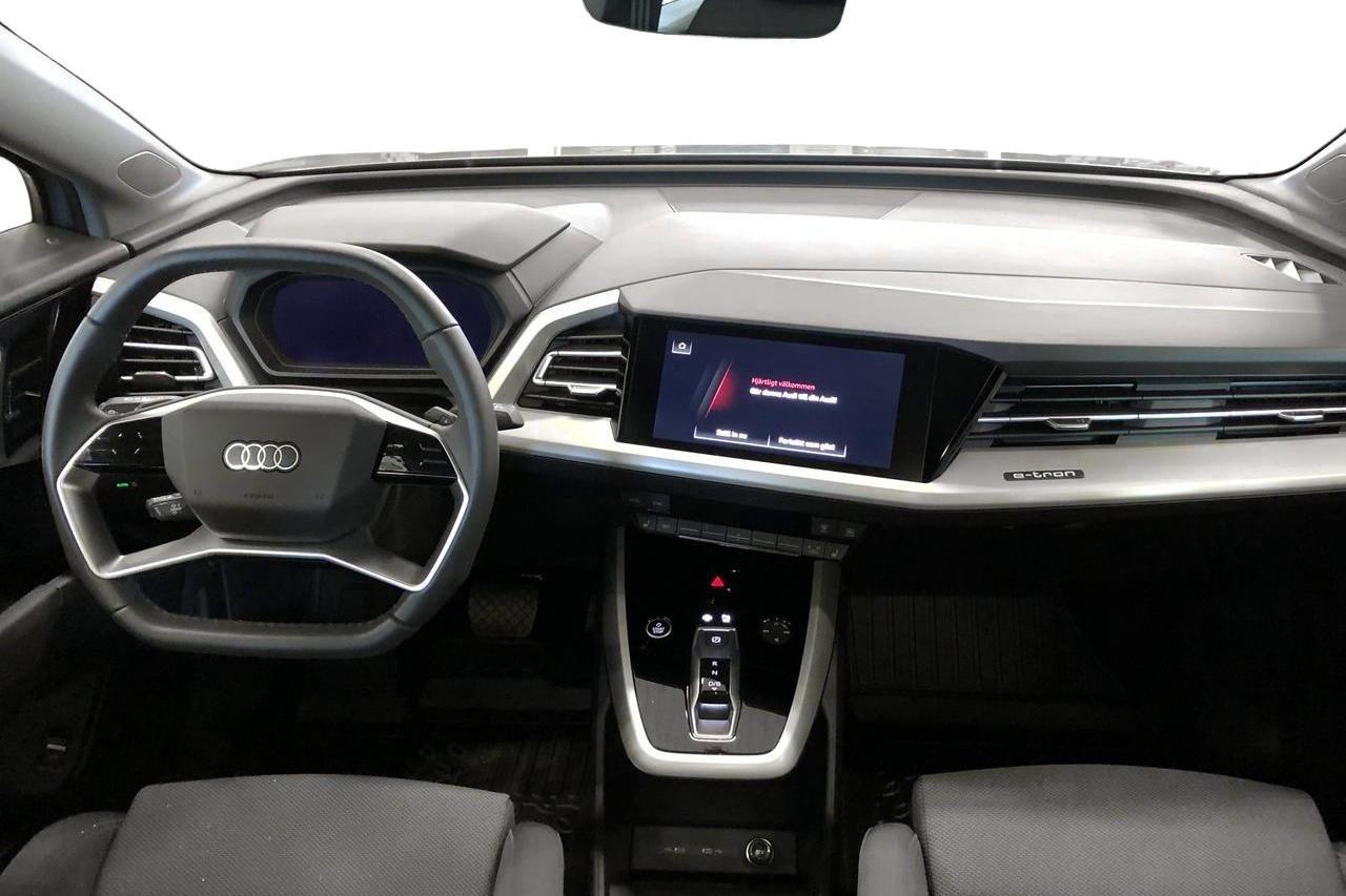 Audi Q4 40 e-tron 77 kWh (204hk) - 1 350 mil - Automat - blå - 2023