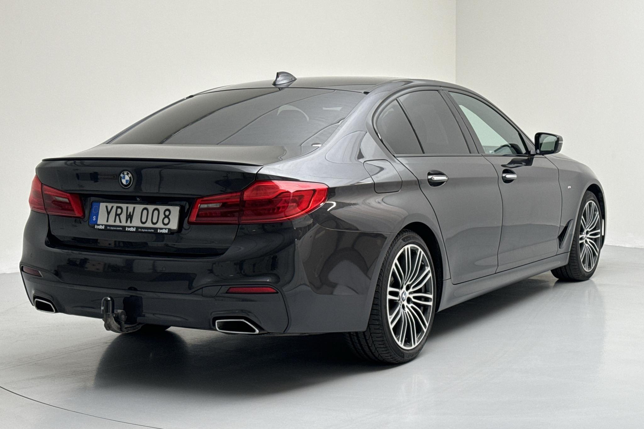 BMW 520d Sedan, G30 (190hk) - 242 730 km - Automatic - gray - 2018