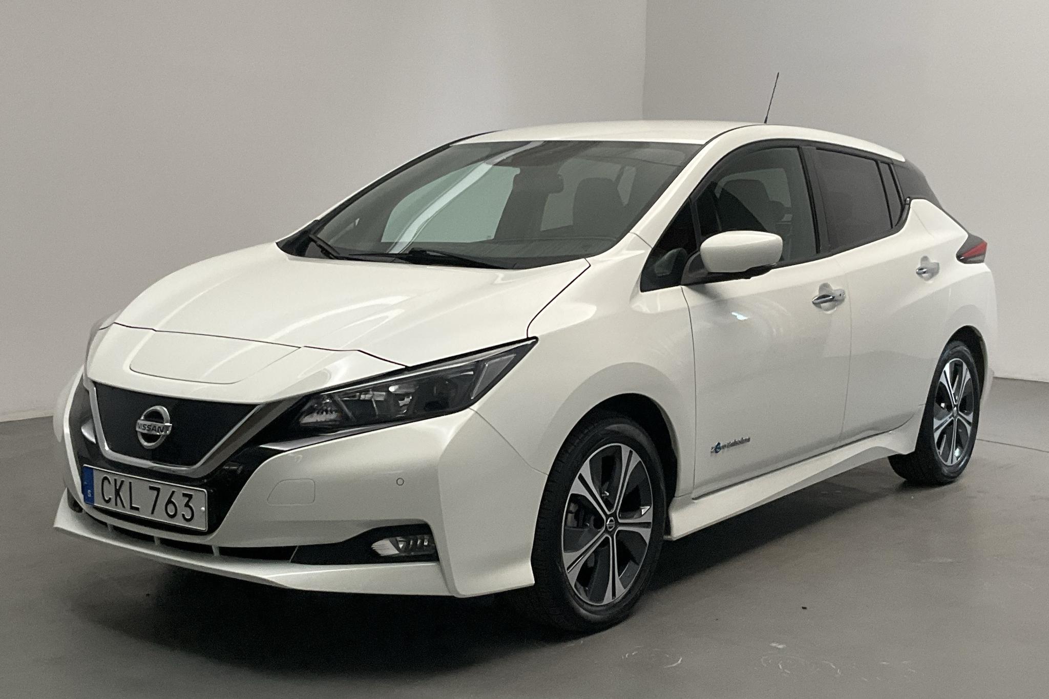Nissan LEAF 5dr 39 kWh (150hk) - 18 730 km - Automatic - white - 2019