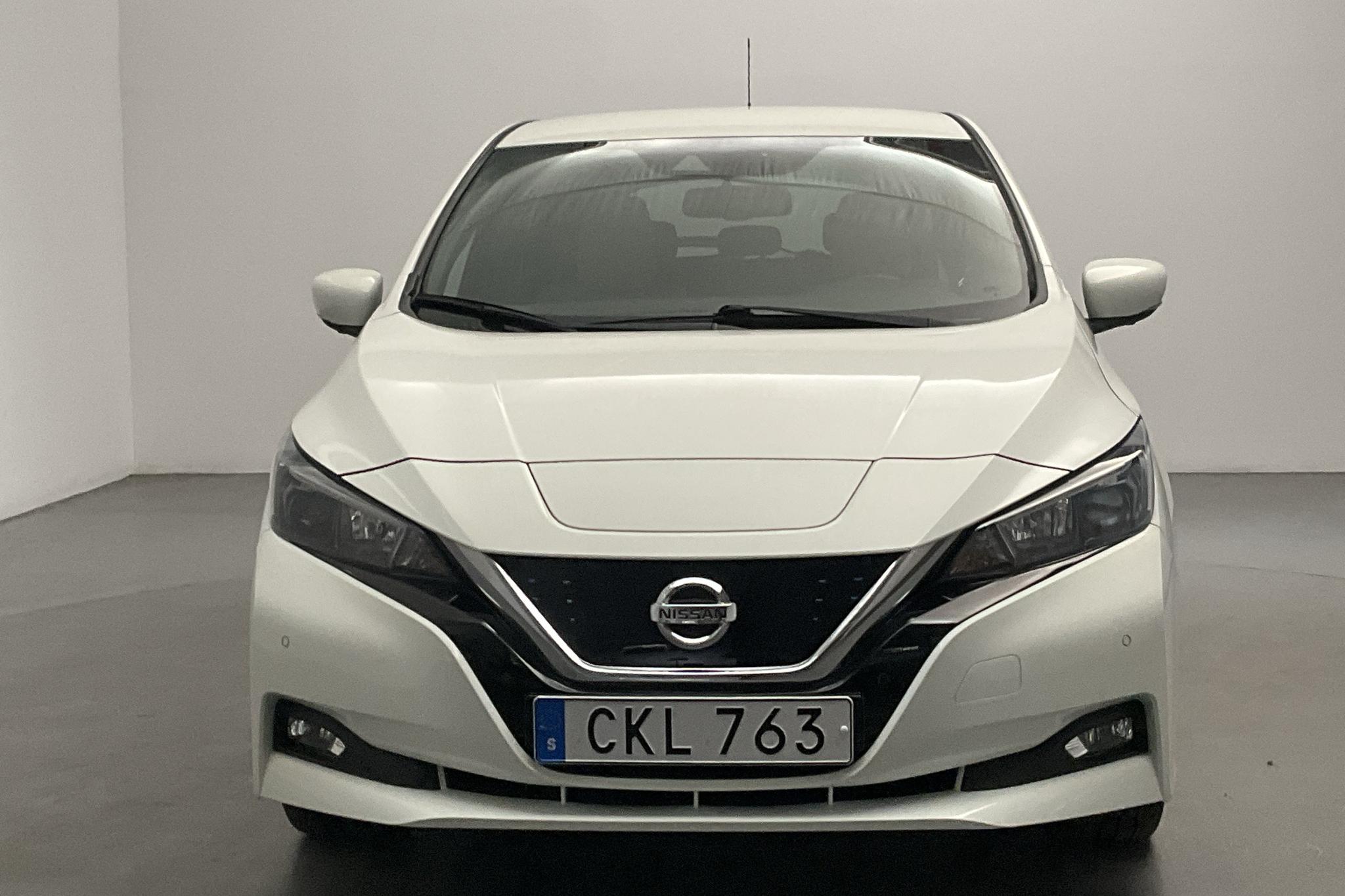 Nissan LEAF 5dr 39 kWh (150hk) - 18 730 km - Automatic - white - 2019