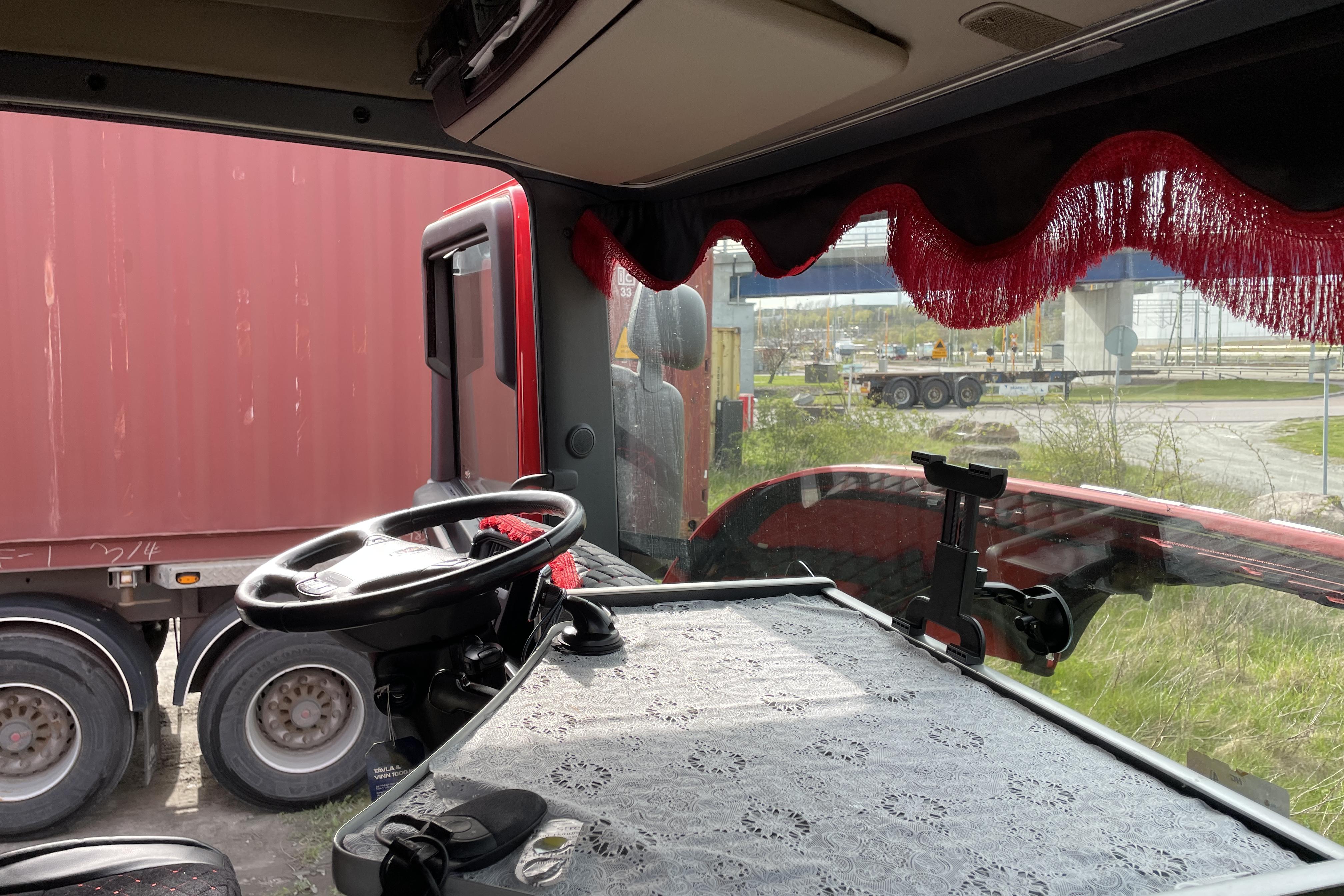 Scania R410 - 564 816 km - Automaattinen - punainen - 2017