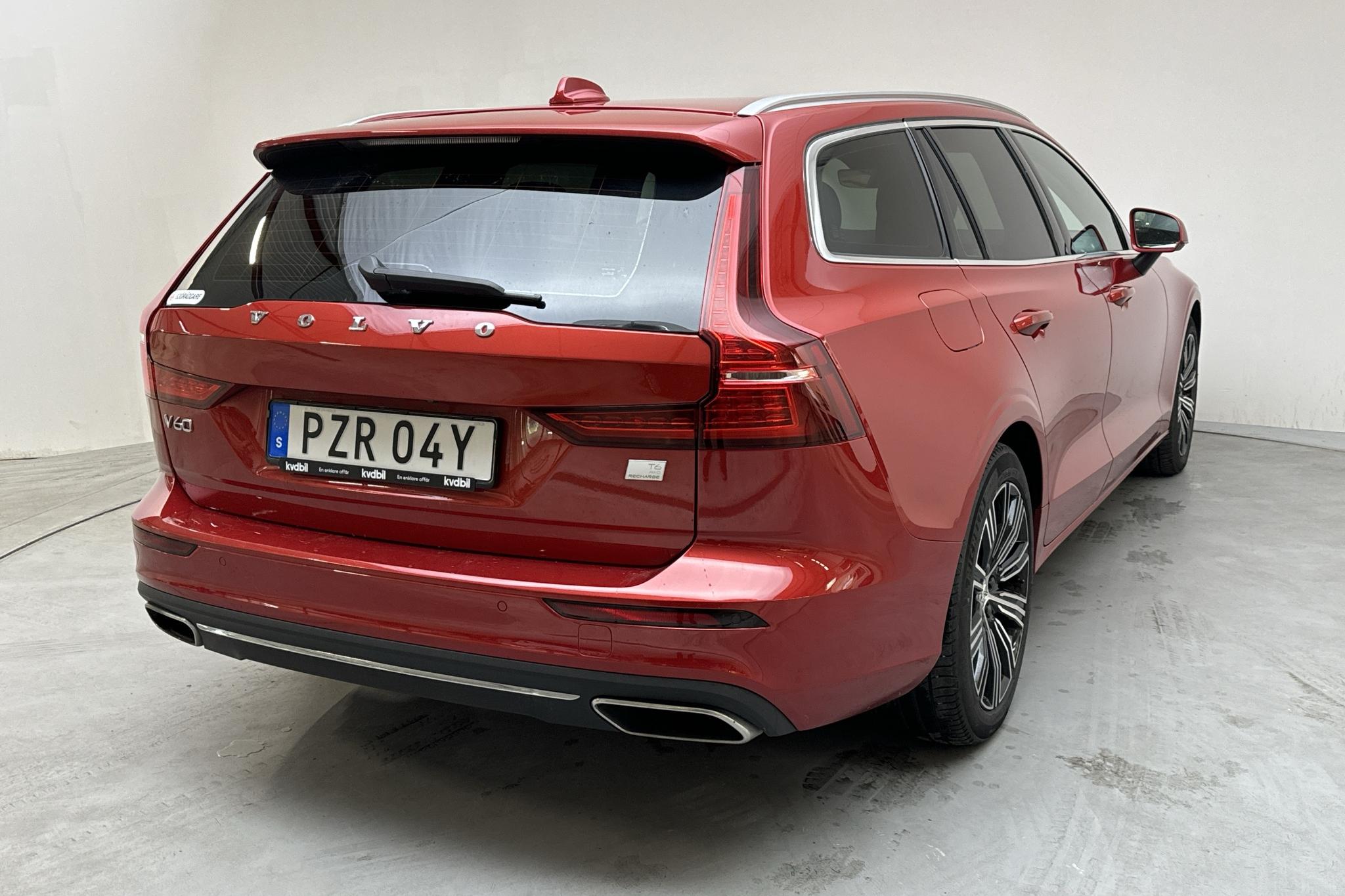 Volvo V60 T6 AWD Twin Engine (340hk) - 70 470 km - Automatic - red - 2022