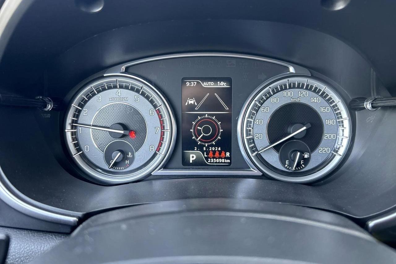 Suzuki Vitara 1.0 Allgrip 4x4 (112hk) - 23 570 mil - Automat - vit - 2019