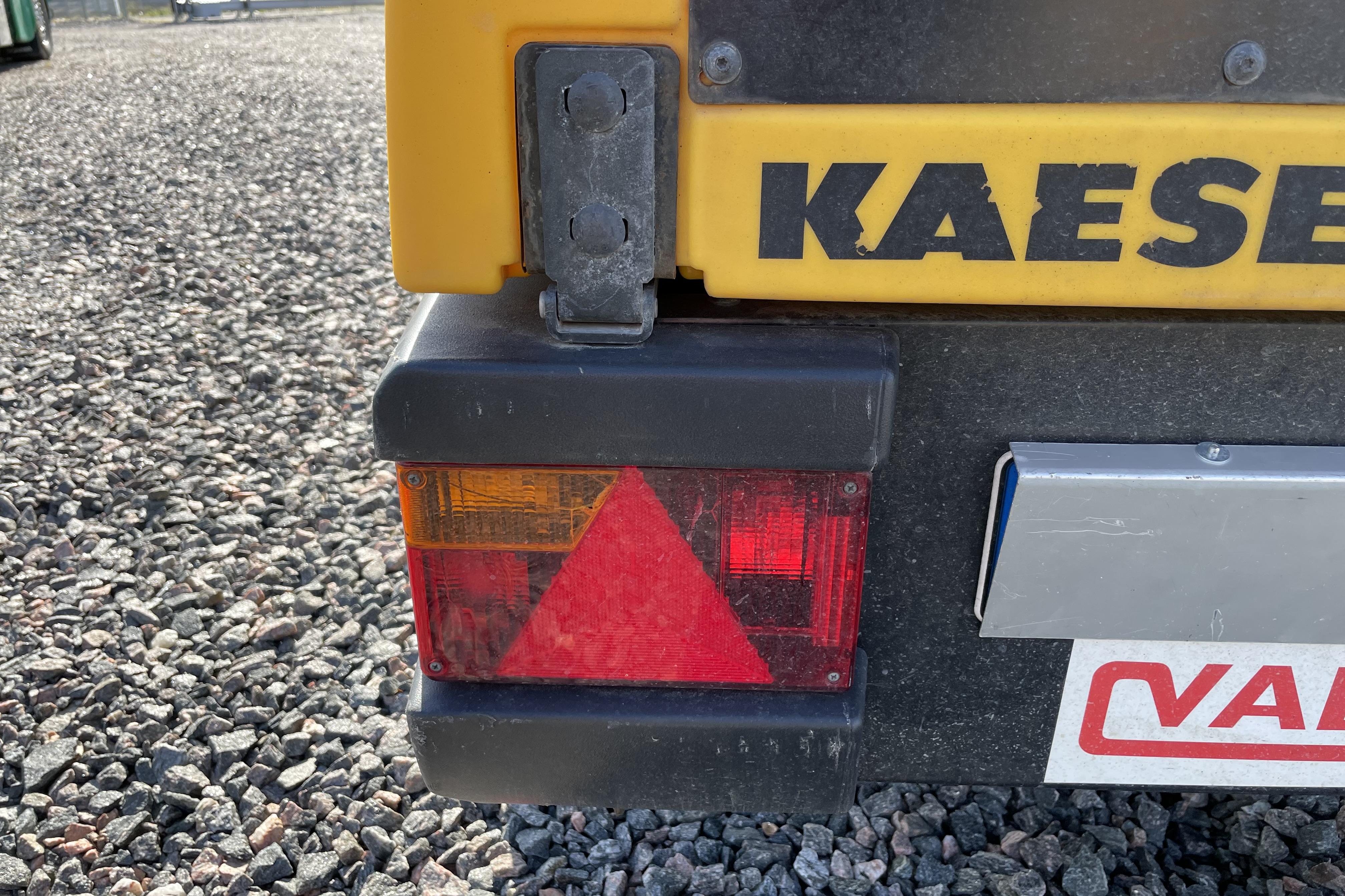 Kaeser M 50 - 2 954 km - yellow - 2018