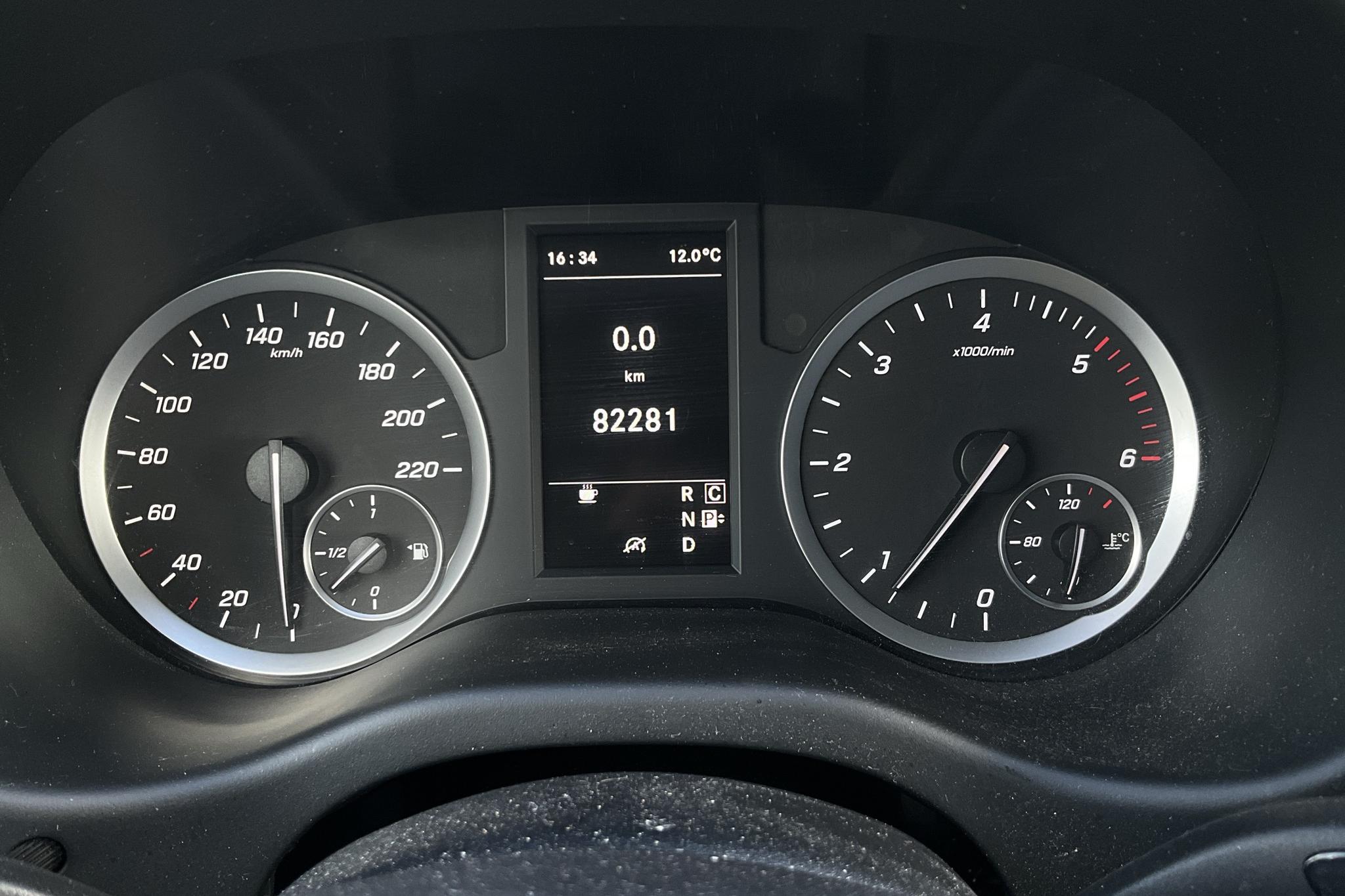 Mercedes Vito Tourer 116 CDI 4MATIC W640 (163hk) - 82 280 km - Automatic - white - 2020