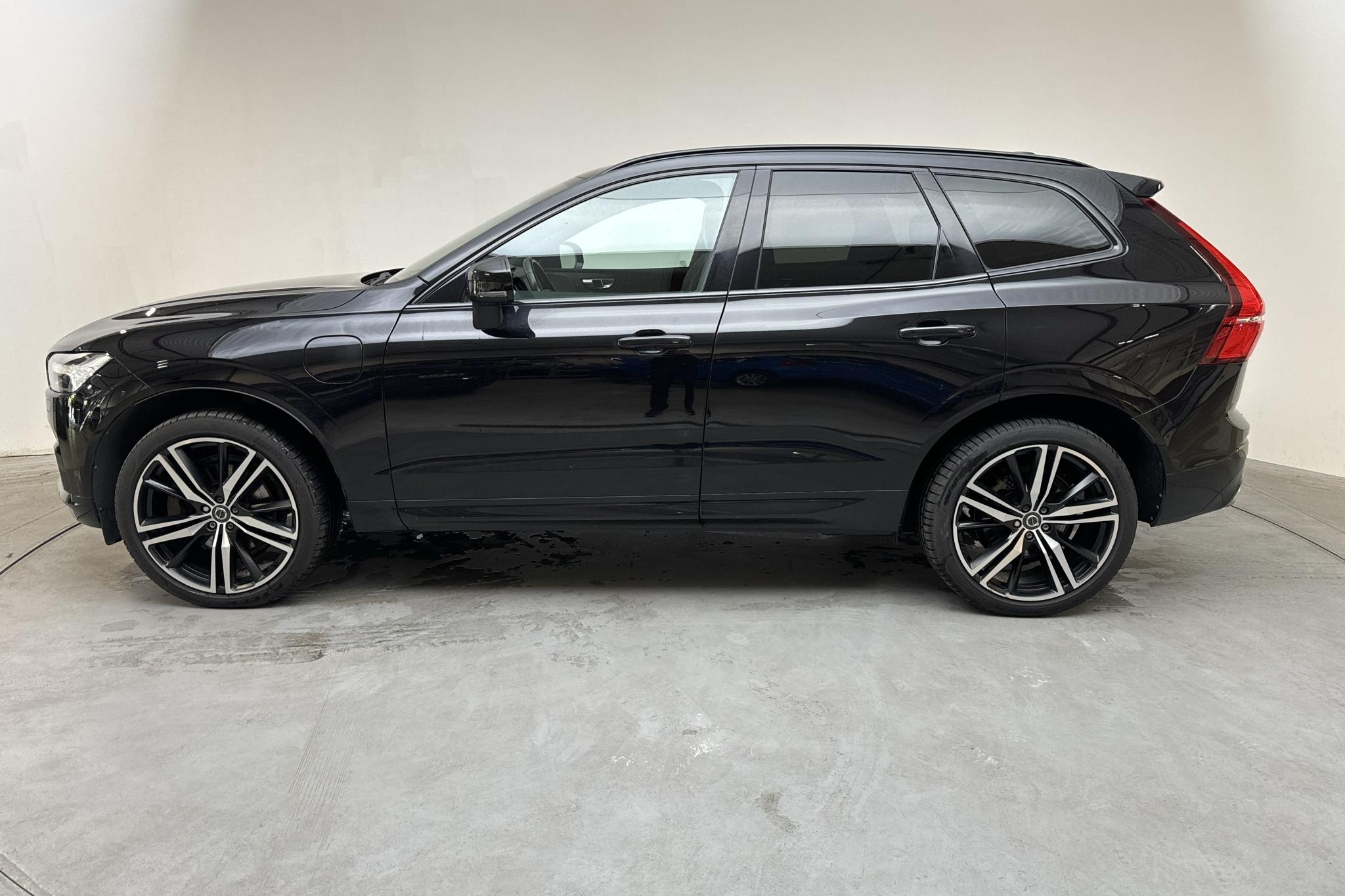 Volvo XC60 T8 AWD Recharge (390hk) - 123 660 km - Automaatne - must - 2021