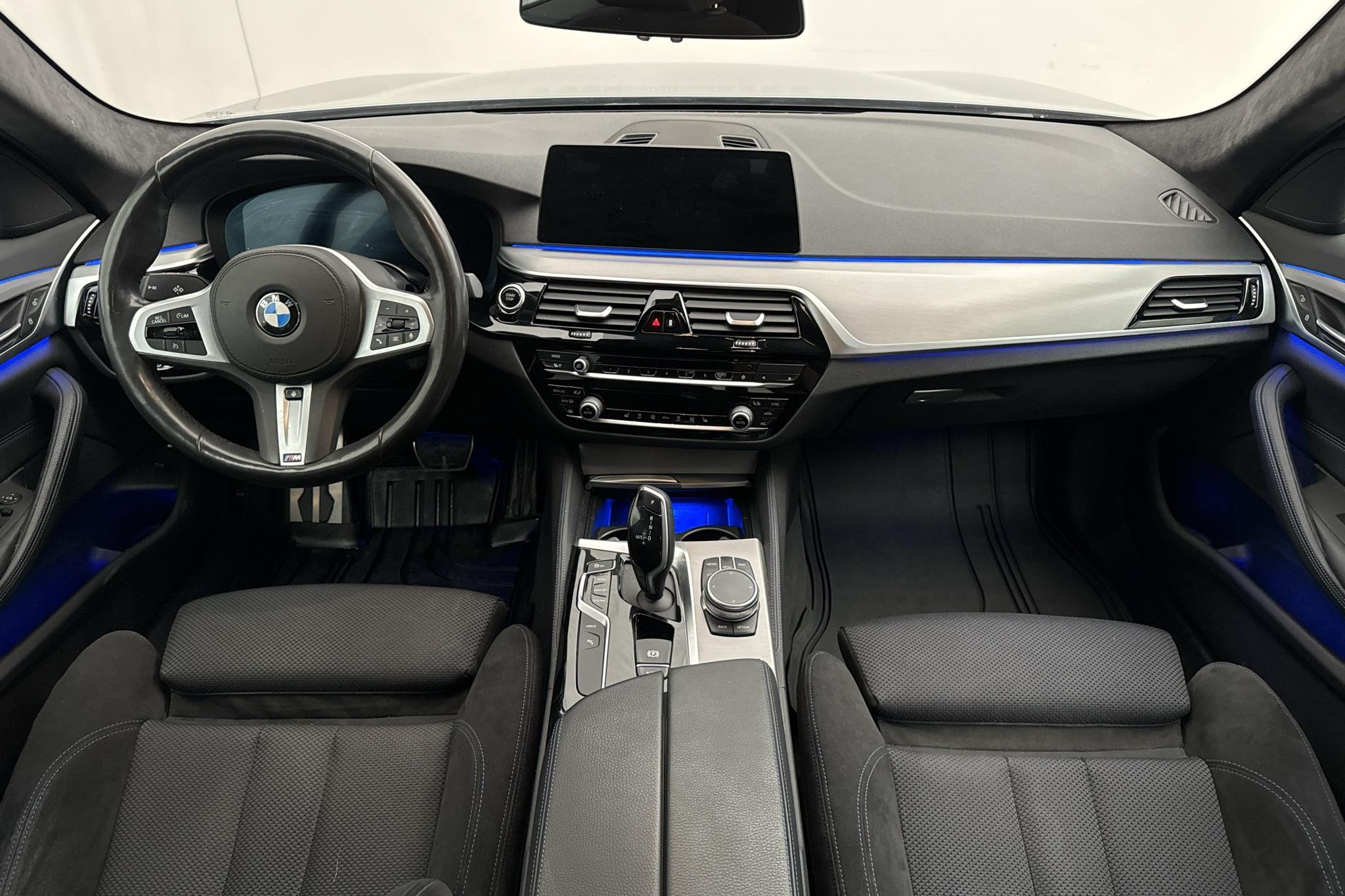 BMW 530e xDrive iPerformance Sedan, G30 12kWh (252hk) - 197 000 km - Automatyczna - niebieski - 2020